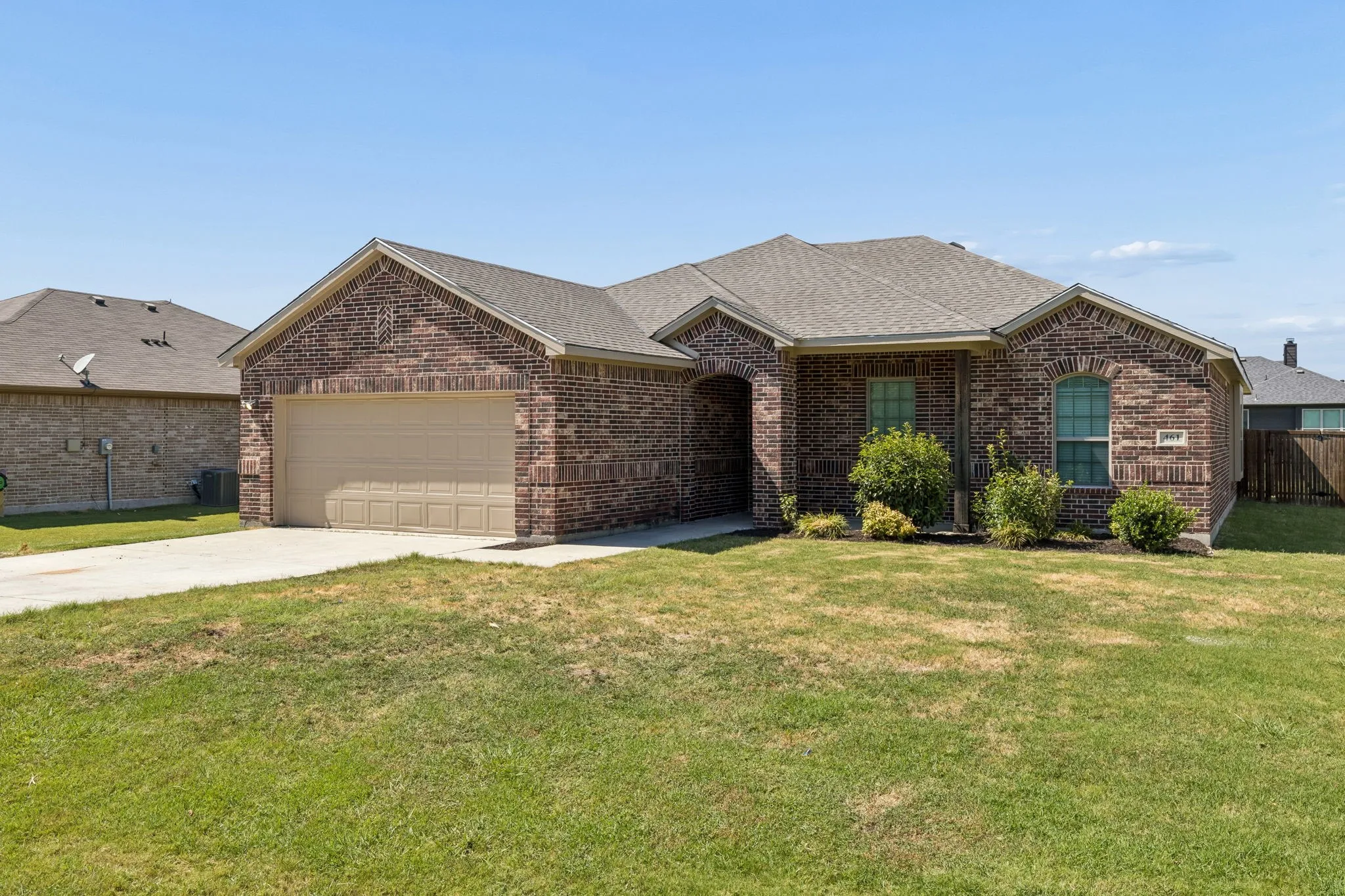 Single Family Residence For Sale in Collin County , 461 Kerens Street, Nevada, Texas 75173, 3 Bedroom, 2 Bathroom, 2 Garage spaces, 1,913 Sqft, built in 2019, mls#21358052, Real Estate Agent in Nevada, Homes For Sale in Collin county, Homes For Sale in Nevada, Realtor in Nevada Texas, Real Estate Brokerage Independent Realty Texas, Luminita Cordes Realtor