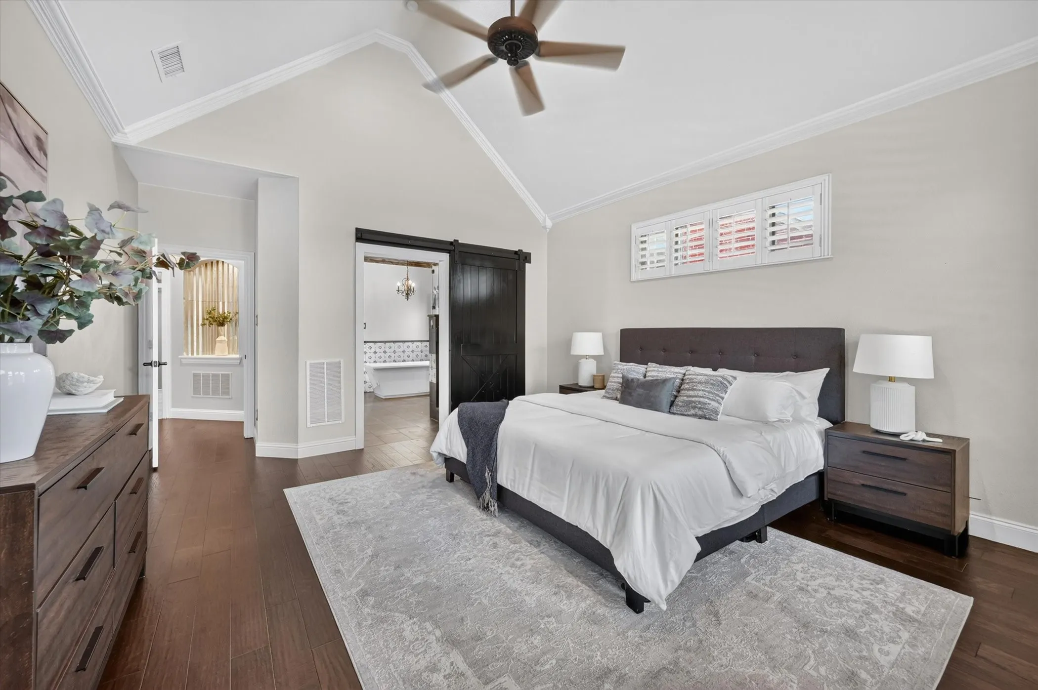 Single Family Residence For Sale in Denton County , 2621 Huntly Lane, Flower Mound, Texas 75022, 4 Bedroom, 4 Bathroom, 3 Garage spaces, 3,467 Sqft, built in 2002, mls#21363065, Real Estate Agent in Flower Mound, Homes For Sale in Denton county, Homes For Sale in Flower Mound, Realtor in Flower Mound Texas, Real Estate Brokerage Independent Realty Texas, Luminita Cordes Realtor