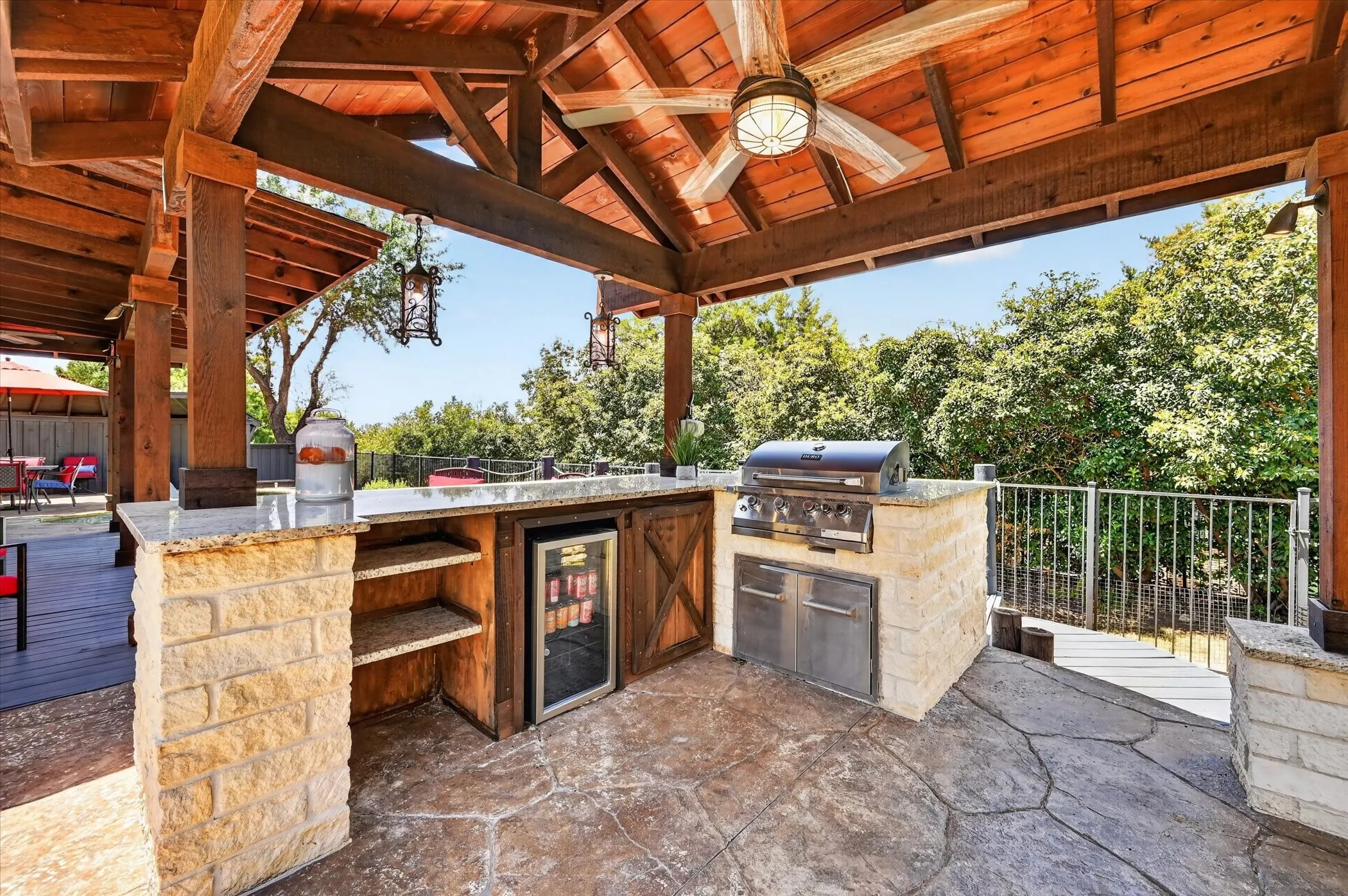 Single Family Residence For Sale in Denton County , 2621 Huntly Lane, Flower Mound, Texas 75022, 4 Bedroom, 4 Bathroom, 3 Garage spaces, 3,467 Sqft, built in 2002, mls#21363065, Real Estate Agent in Flower Mound, Homes For Sale in Denton county, Homes For Sale in Flower Mound, Realtor in Flower Mound Texas, Real Estate Brokerage Independent Realty Texas, Luminita Cordes Realtor