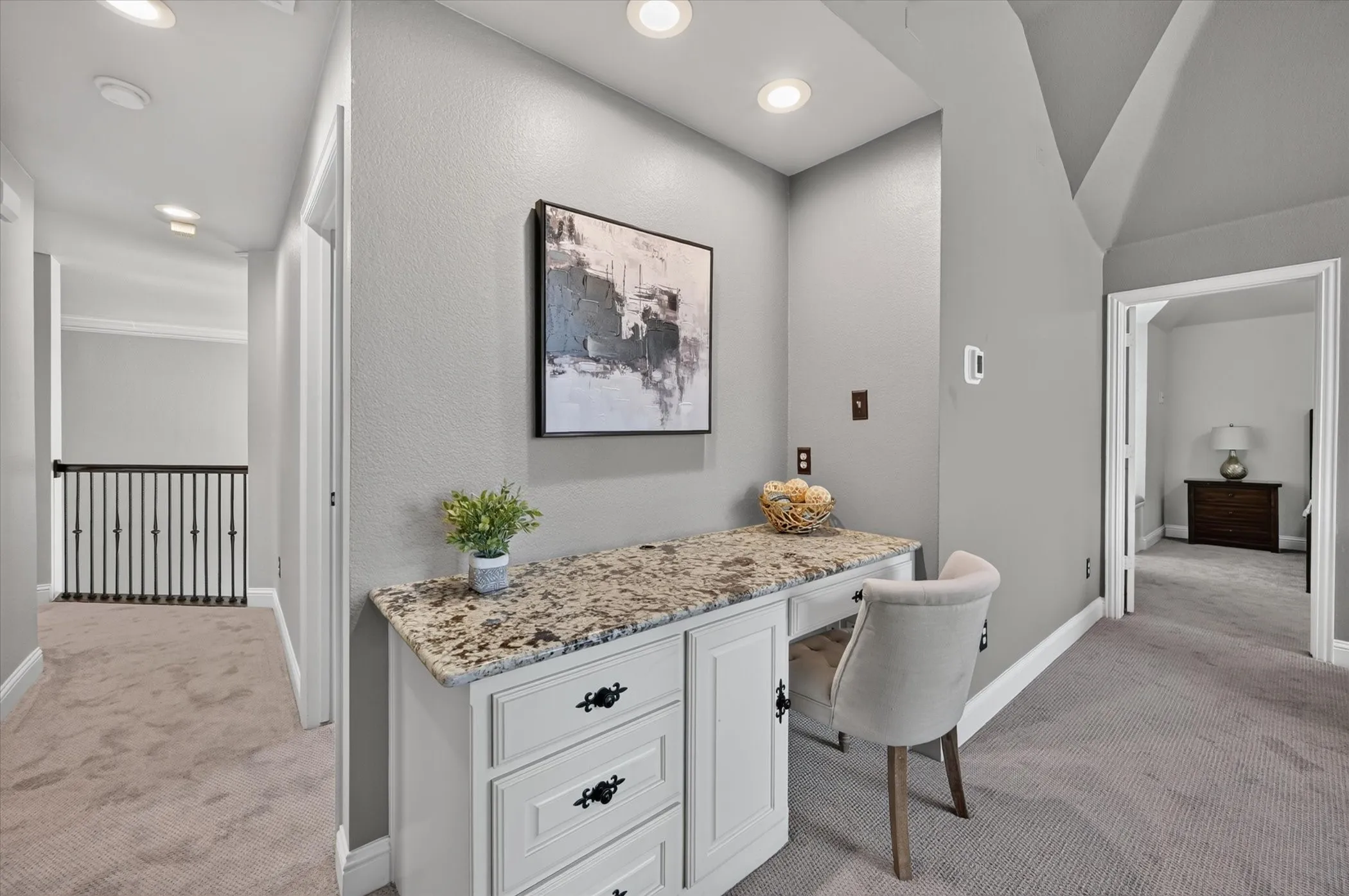 Single Family Residence For Sale in Denton County , 2621 Huntly Lane, Flower Mound, Texas 75022, 4 Bedroom, 4 Bathroom, 3 Garage spaces, 3,467 Sqft, built in 2002, mls#21363065, Real Estate Agent in Flower Mound, Homes For Sale in Denton county, Homes For Sale in Flower Mound, Realtor in Flower Mound Texas, Real Estate Brokerage Independent Realty Texas, Luminita Cordes Realtor