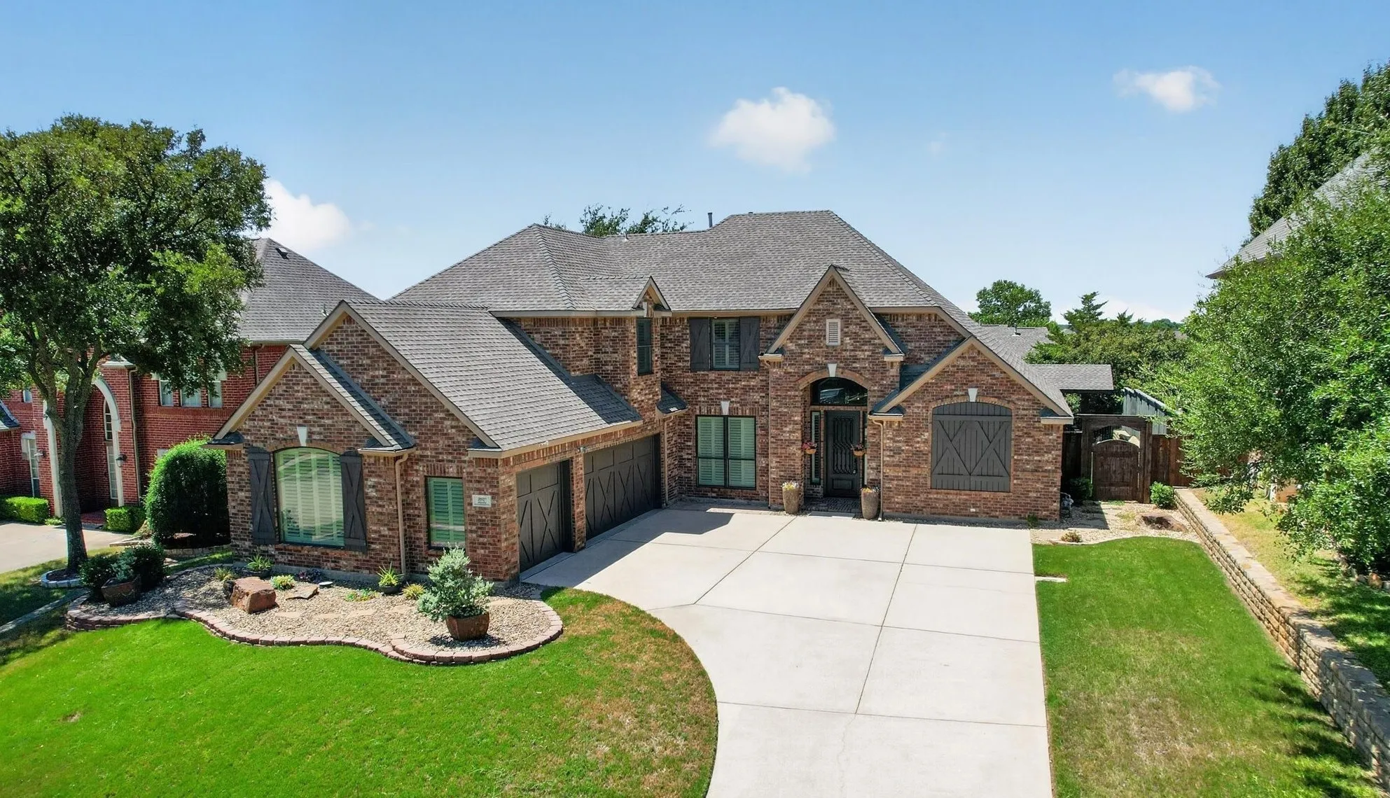 Single Family Residence For Sale in Denton County , 2621 Huntly Lane, Flower Mound, Texas 75022, 4 Bedroom, 4 Bathroom, 3 Garage spaces, 3,467 Sqft, built in 2002, mls#21363065, Real Estate Agent in Flower Mound, Homes For Sale in Denton county, Homes For Sale in Flower Mound, Realtor in Flower Mound Texas, Real Estate Brokerage Independent Realty Texas, Luminita Cordes Realtor