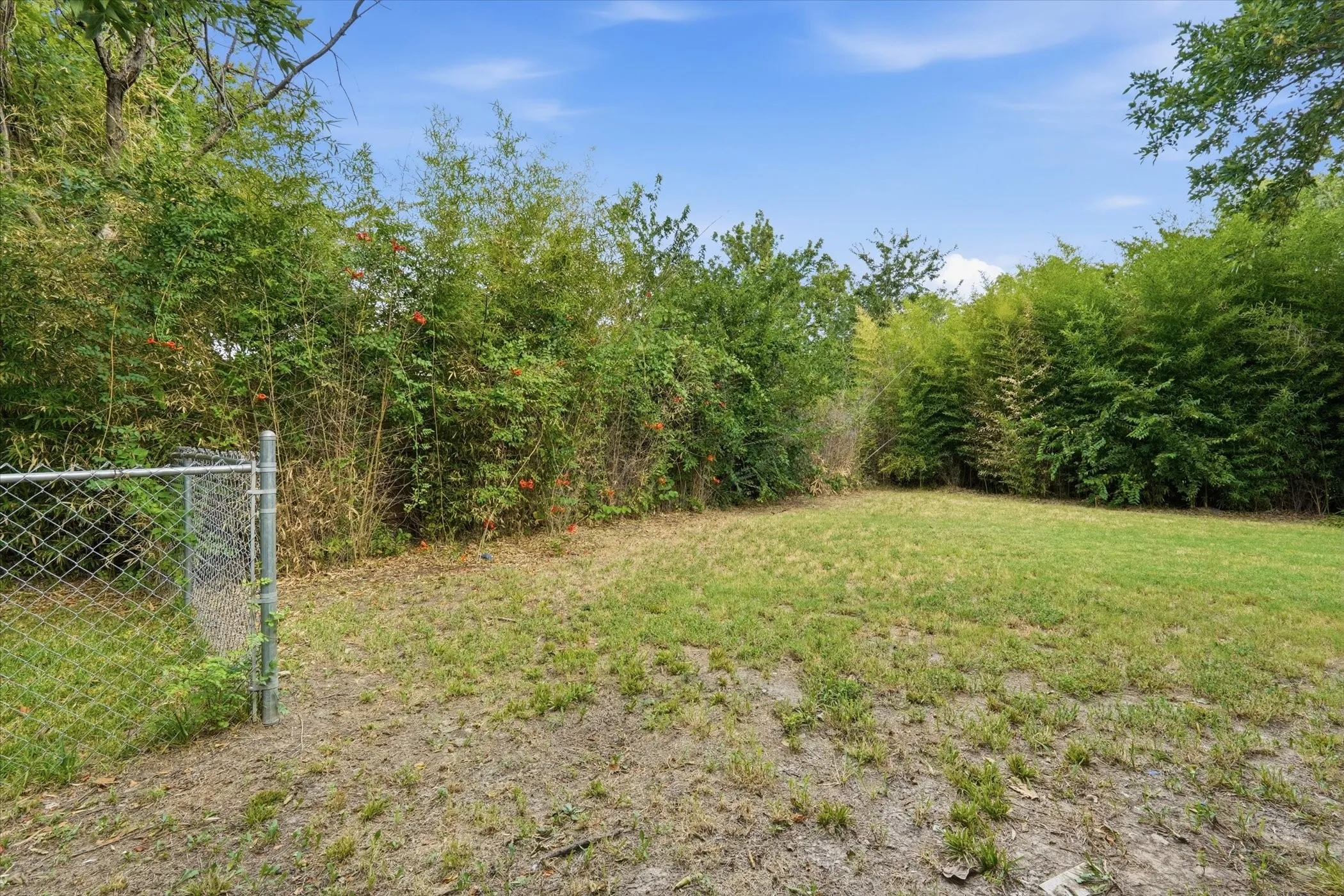 Single Family Residence For Rent in Hunt County , 4102 Gordon Street, Greenville, Texas 75401, 3 Bedroom, 2 Bathroom, 1 Garage spaces, 1,296 Sqft, built in 2021, mls#21363963, Real Estate Agent in Greenville, Homes For Rent in Hunt county, Homes For Rent in Greenville, Realtor in Greenville Texas, Real Estate Brokerage Independent Realty Texas, Luminita Cordes Realtor