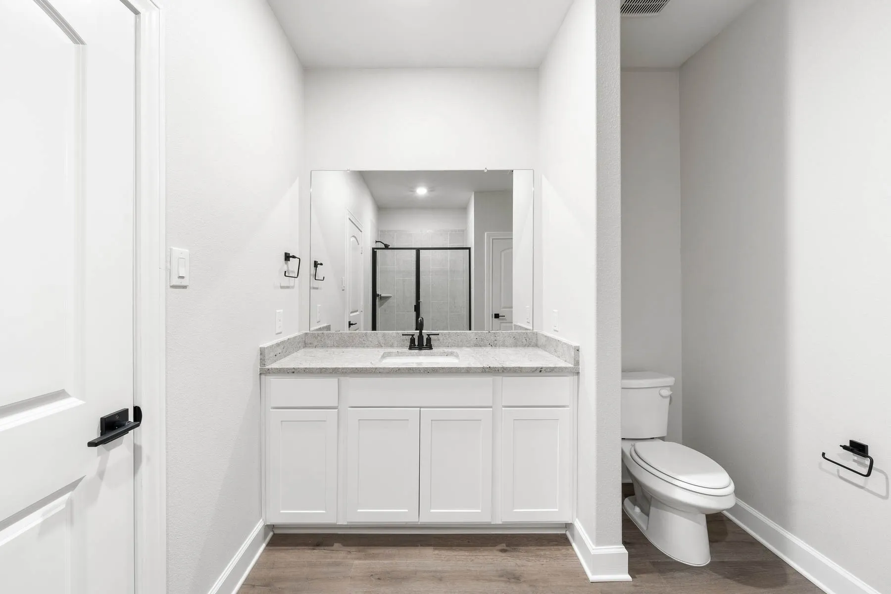 Single Family Residence For Sale in Dallas County , 1021 Holly Drive, Hutchins, Texas 75141, 3 Bedroom, 2 Bathroom, 2 Garage spaces, 1,376 Sqft, built in 2026, mls#21363970, Real Estate Agent in Hutchins, Homes For Sale in Dallas county, Homes For Sale in Hutchins, Realtor in Hutchins Texas, Real Estate Brokerage Independent Realty Texas, Luminita Cordes Realtor