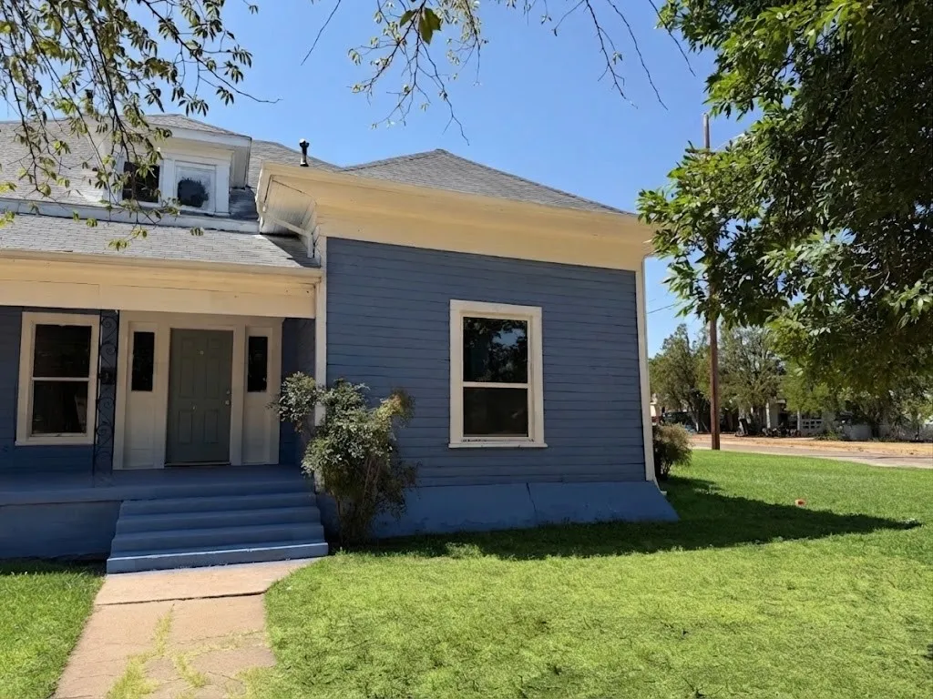 Triplex For Sale in Taylor County , 2441 S 3rd Street, Abilene, Texas 79605, 4 Bedroom, 3 Bathroom, Garage spaces, 0 Sqft, built in 1927, mls#21363323, Real Estate Agent in Abilene, Homes For Sale in Taylor county, Homes For Sale in Abilene, Realtor in Abilene Texas, Real Estate Brokerage Independent Realty Texas, Luminita Cordes Realtor