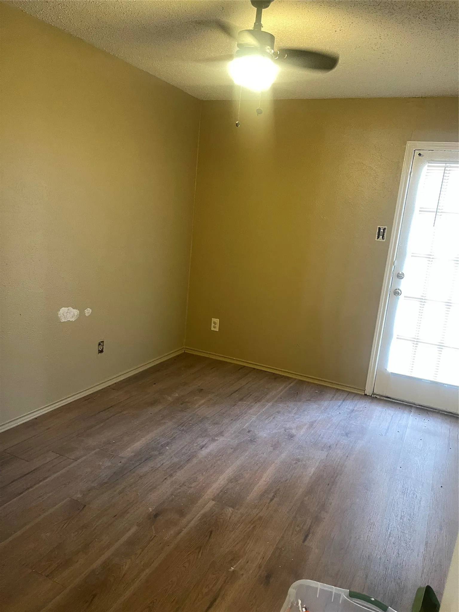 Condominium For Sale in Dallas County , 9520 Royal Lane 121, Dallas, Texas 75243, 1 Bedroom, 1 Bathroom, Garage spaces, 452 Sqft, built in 1983, mls#21361116, Real Estate Agent in Dallas, Homes For Sale in Dallas county, Homes For Sale in Dallas, Realtor in Dallas Texas, Real Estate Brokerage Independent Realty Texas, Luminita Cordes Realtor