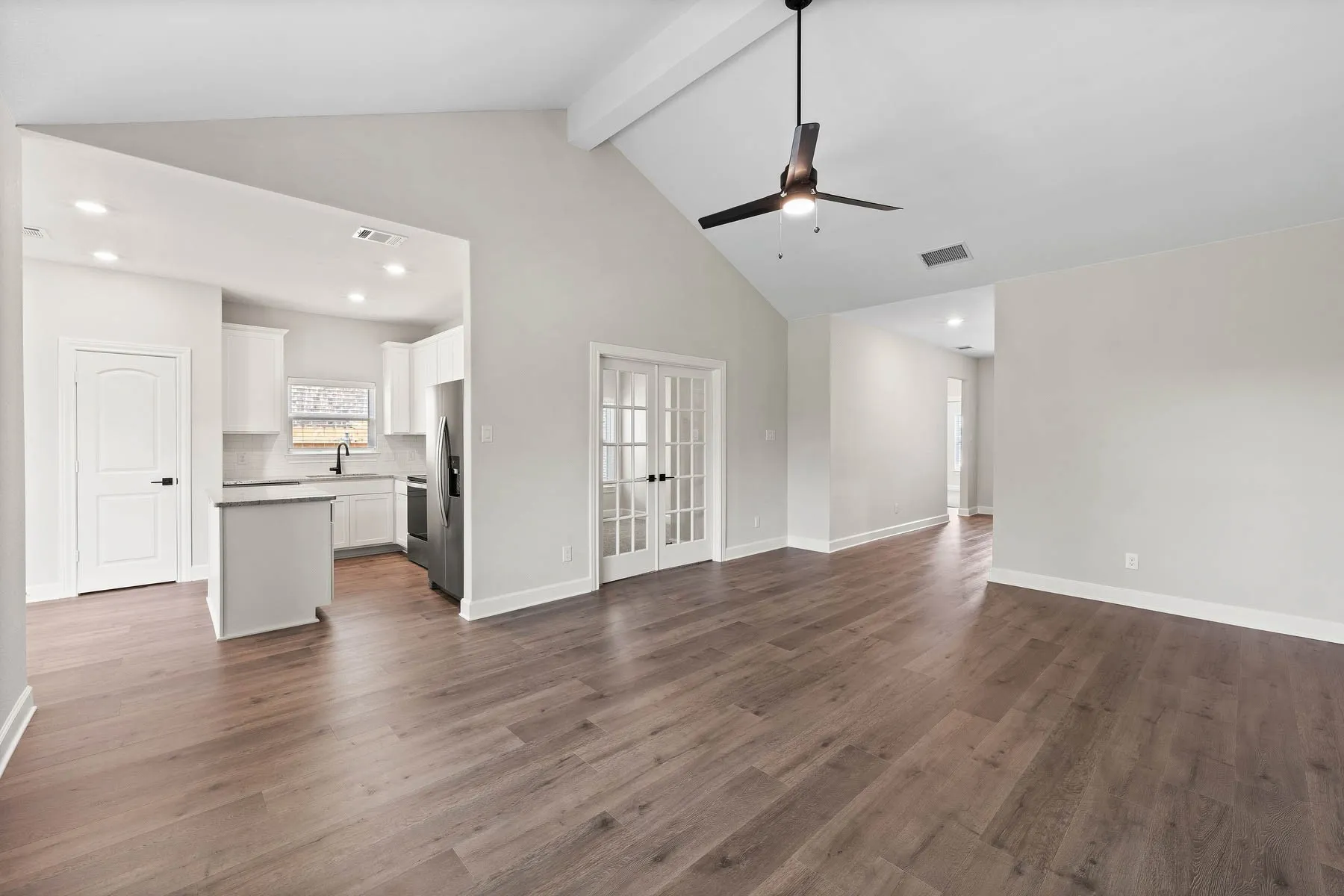 Single Family Residence For Sale in Dallas County , 1025 Holly Drive, Hutchins, Texas 75141, 4 Bedroom, 2 Bathroom, 2 Garage spaces, 1,674 Sqft, built in 2026, mls#21363999, Real Estate Agent in Hutchins, Homes For Sale in Dallas county, Homes For Sale in Hutchins, Realtor in Hutchins Texas, Real Estate Brokerage Independent Realty Texas, Luminita Cordes Realtor