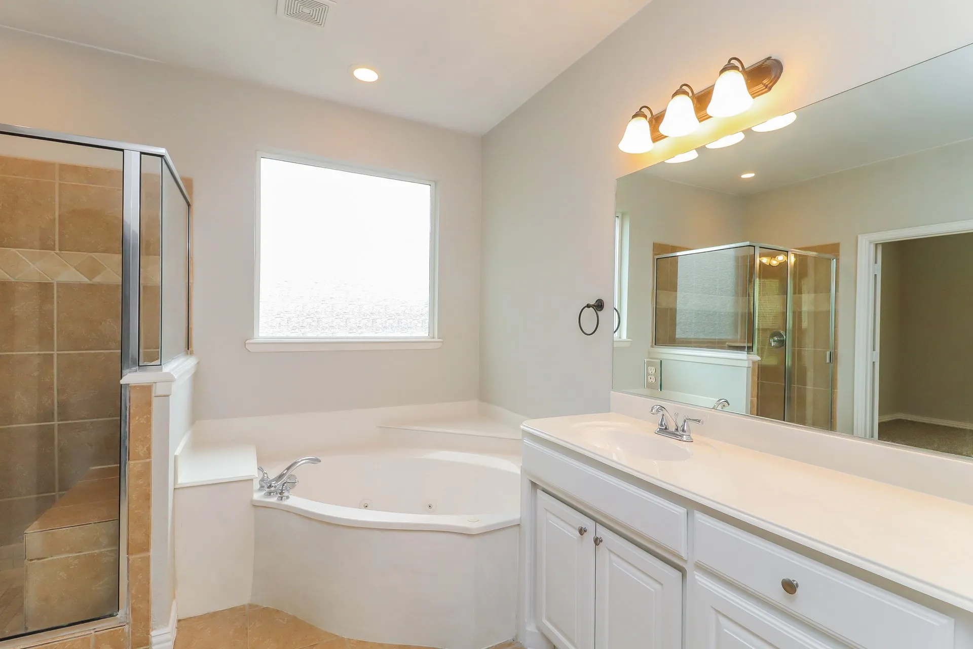 Single Family Residence For Rent in Tarrant County , 5228 Estrella Lane, Benbrook, Texas 76126, 3 Bedroom, 2 Bathroom, 2 Garage spaces, 2,205 Sqft, built in 2004, mls#21364000, Real Estate Agent in Benbrook, Homes For Rent in Tarrant county, Homes For Rent in Benbrook, Realtor in Benbrook Texas, Real Estate Brokerage Independent Realty Texas, Luminita Cordes Realtor