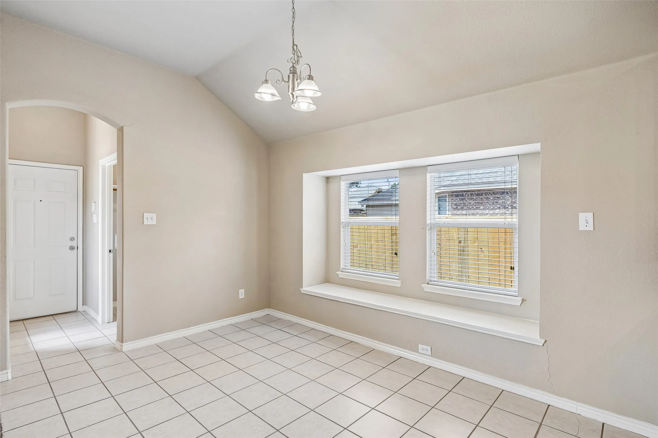 Single Family Residence For Sale in Collin County , 1612 Balboa Lane, Allen, Texas 75002, 3 Bedroom, 2 Bathroom, 2 Garage spaces, 1,875 Sqft, built in 2005, mls#21361532, Real Estate Agent in Allen, Homes For Sale in Collin county, Homes For Sale in Allen, Realtor in Allen Texas, Real Estate Brokerage Independent Realty Texas, Luminita Cordes Realtor