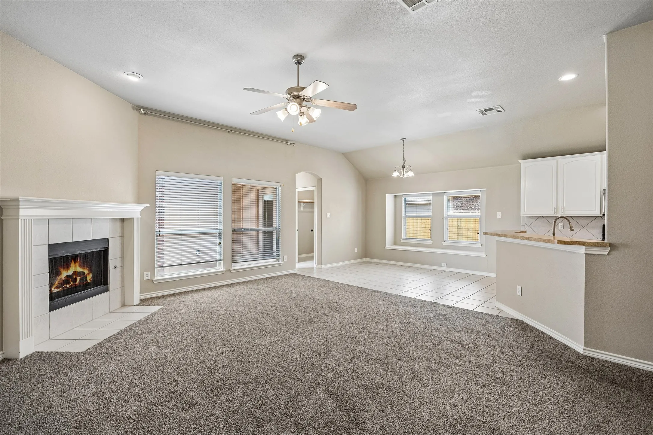Single Family Residence For Sale in Collin County , 1612 Balboa Lane, Allen, Texas 75002, 3 Bedroom, 2 Bathroom, 2 Garage spaces, 1,875 Sqft, built in 2005, mls#21361532, Real Estate Agent in Allen, Homes For Sale in Collin county, Homes For Sale in Allen, Realtor in Allen Texas, Real Estate Brokerage Independent Realty Texas, Luminita Cordes Realtor
