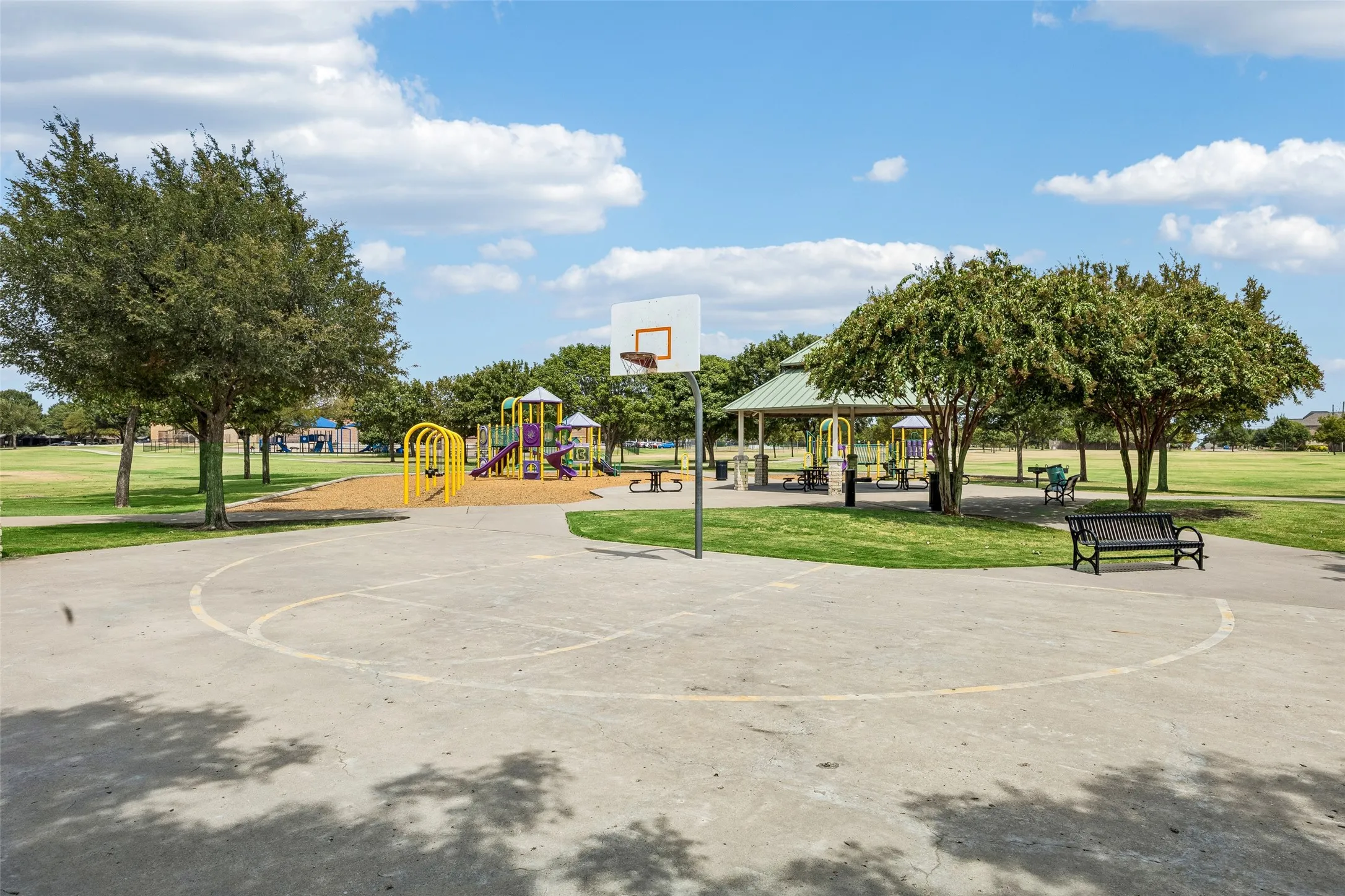 Single Family Residence For Sale in Collin County , 1612 Balboa Lane, Allen, Texas 75002, 3 Bedroom, 2 Bathroom, 2 Garage spaces, 1,875 Sqft, built in 2005, mls#21361532, Real Estate Agent in Allen, Homes For Sale in Collin county, Homes For Sale in Allen, Realtor in Allen Texas, Real Estate Brokerage Independent Realty Texas, Luminita Cordes Realtor