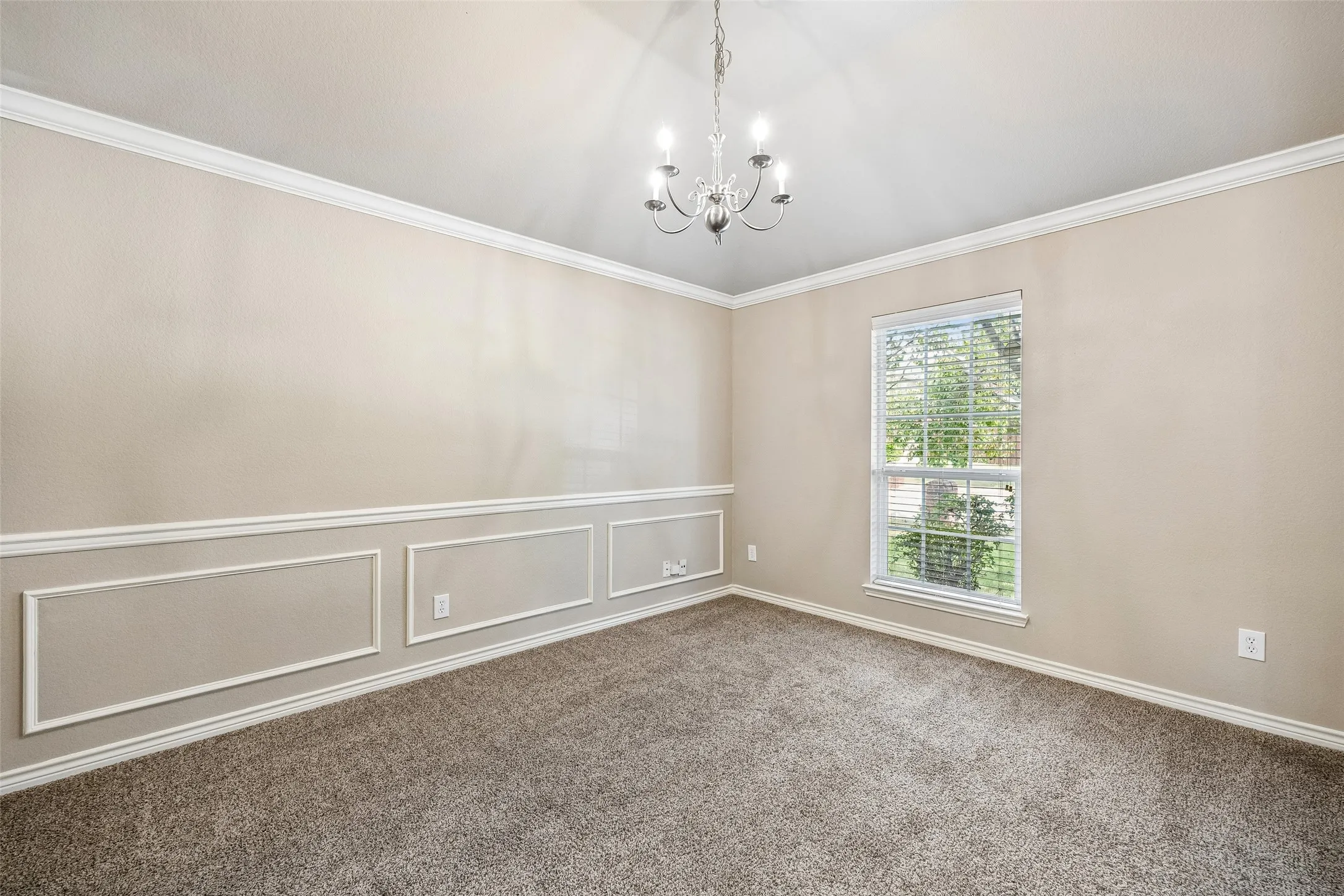 Single Family Residence For Sale in Collin County , 1612 Balboa Lane, Allen, Texas 75002, 3 Bedroom, 2 Bathroom, 2 Garage spaces, 1,875 Sqft, built in 2005, mls#21361532, Real Estate Agent in Allen, Homes For Sale in Collin county, Homes For Sale in Allen, Realtor in Allen Texas, Real Estate Brokerage Independent Realty Texas, Luminita Cordes Realtor