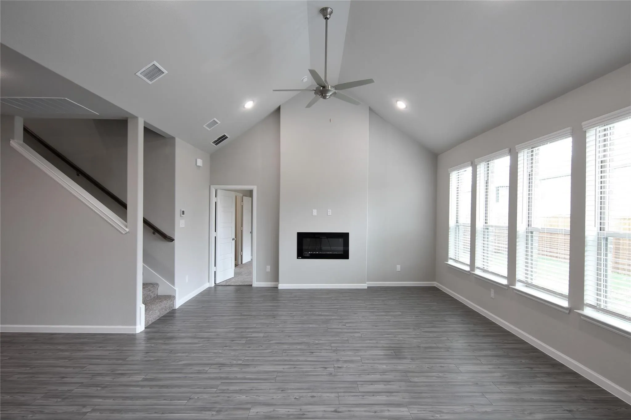 Single Family Residence For Rent in Kaufman County , 1629 Havenrock Drive, Forney, Texas 75126, 4 Bedroom, 3 Bathroom, 2 Garage spaces, 2,447 Sqft, built in 2021, mls#21364023, Real Estate Agent in Forney, Homes For Rent in Kaufman county, Homes For Rent in Forney, Realtor in Forney Texas, Real Estate Brokerage Independent Realty Texas, Luminita Cordes Realtor