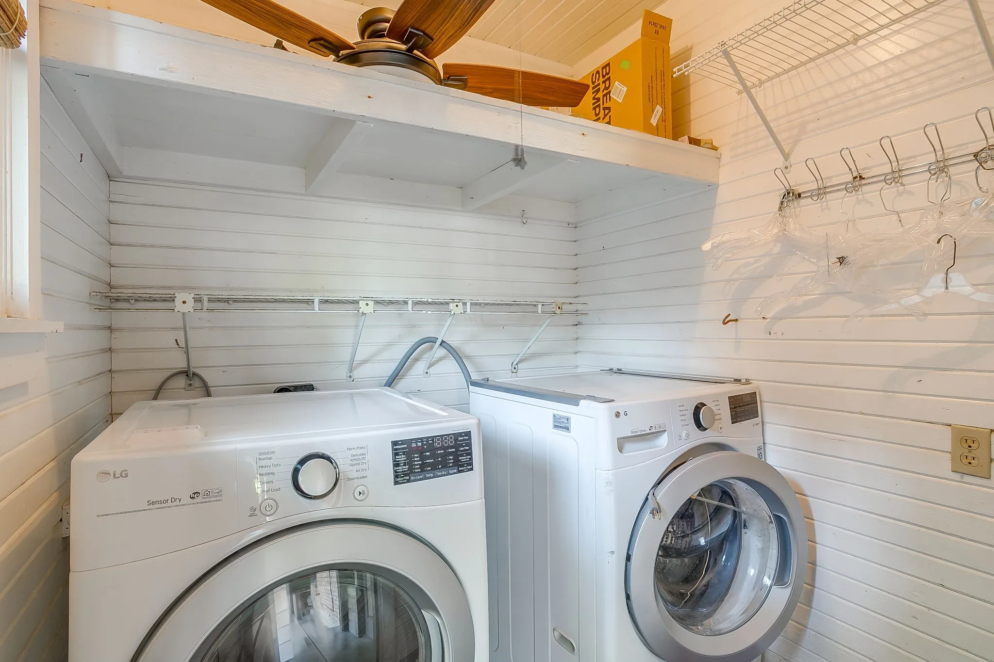 Outdoor laundry closet
