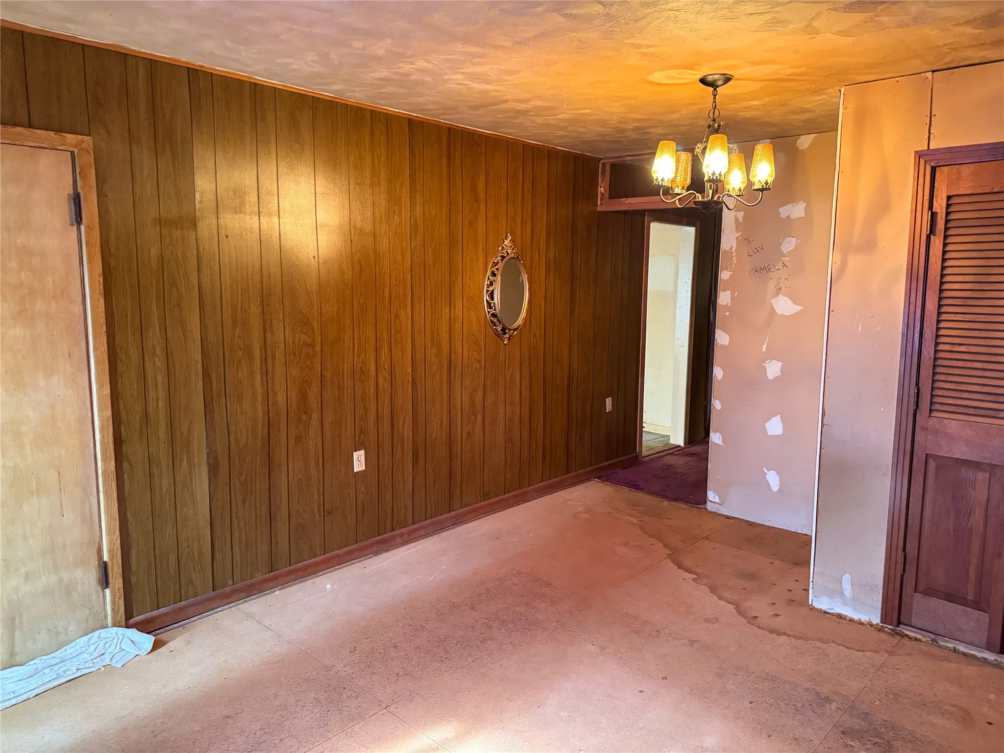 Single Family Residence For Sale in Montague County , 504 S Hall Street, Montague, Texas 76251, 3 Bedroom, 1 Bathroom, Garage spaces, 1,656 Sqft, built in 1953, mls#21363804, Real Estate Agent in Montague, Homes For Sale in Montague county, Homes For Sale in Montague, Realtor in Montague Texas, Real Estate Brokerage Independent Realty Texas, Luminita Cordes Realtor