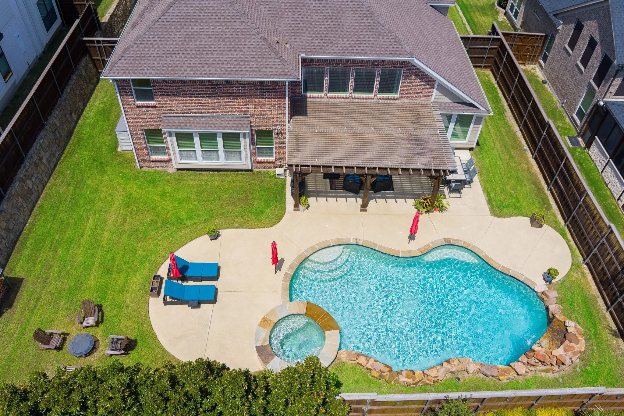 Single Family Residence For Sale in Collin County , 8621 Vatican Drive, Mc Kinney, Texas 75071, 5 Bedroom, 4 Bathroom, 3 Garage spaces, 4,004 Sqft, built in 2013, mls#21362301, Real Estate Agent in Mc Kinney, Homes For Sale in Collin county, Homes For Sale in Mc Kinney, Realtor in Mc Kinney Texas, Real Estate Brokerage Independent Realty Texas, Luminita Cordes Realtor
