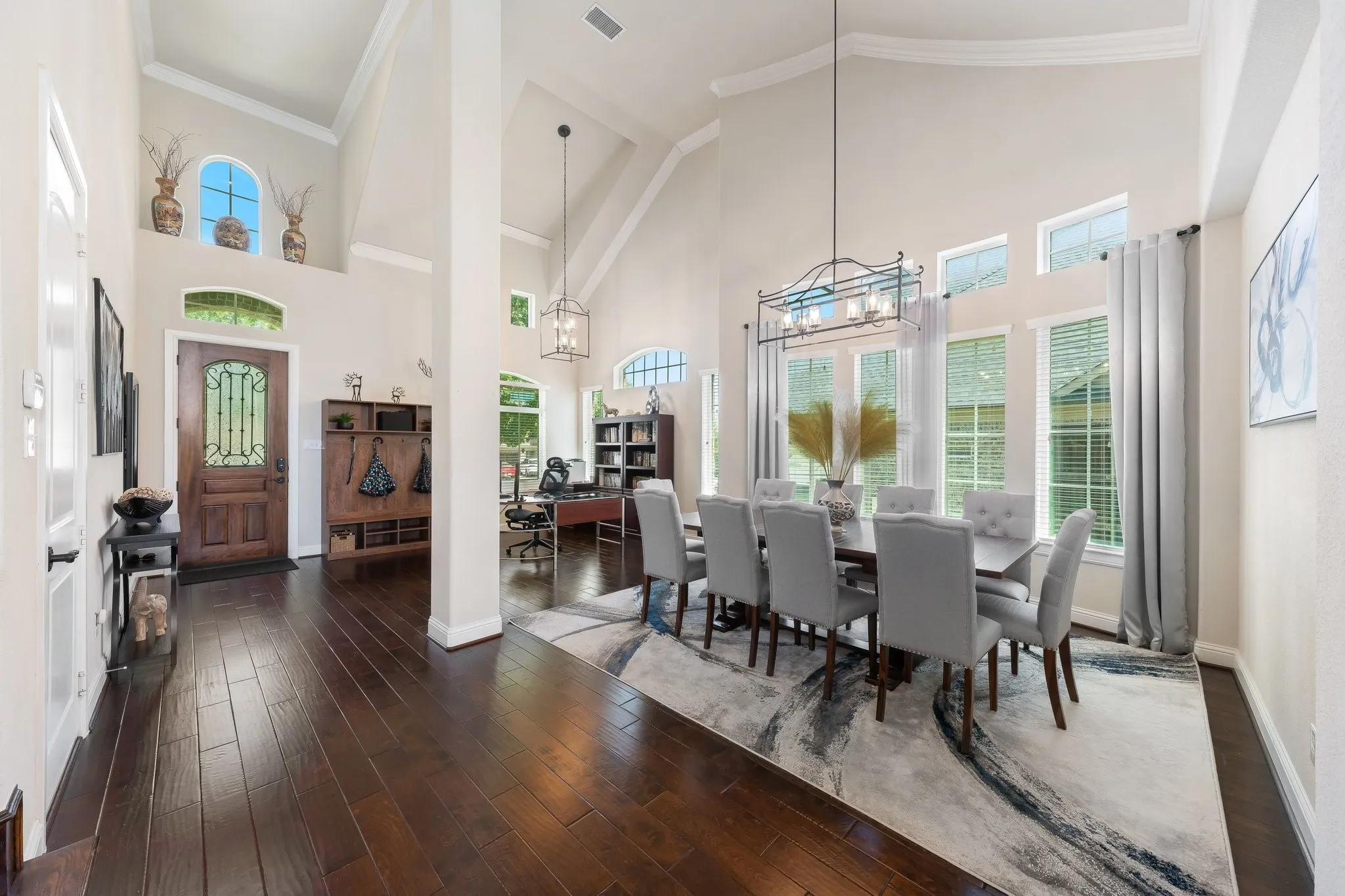 Spacious dining room