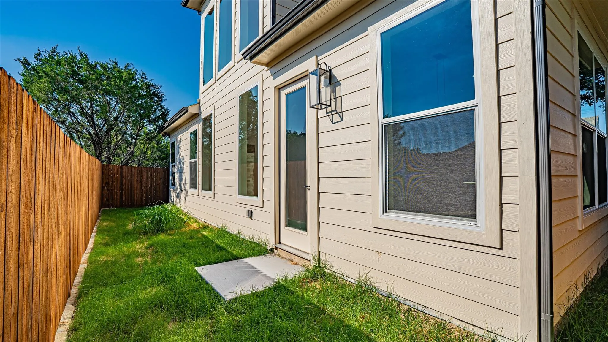 Single Family Residence For Sale in Hood County , 5702 Barkridge Drive, Granbury, Texas 76048, 4 Bedroom, 3 Bathroom, 2 Garage spaces, 2,228 Sqft, built in 2025, mls#21363990, Real Estate Agent in Granbury, Homes For Sale in Hood county, Homes For Sale in Granbury, Realtor in Granbury Texas, Real Estate Brokerage Independent Realty Texas, Luminita Cordes Realtor