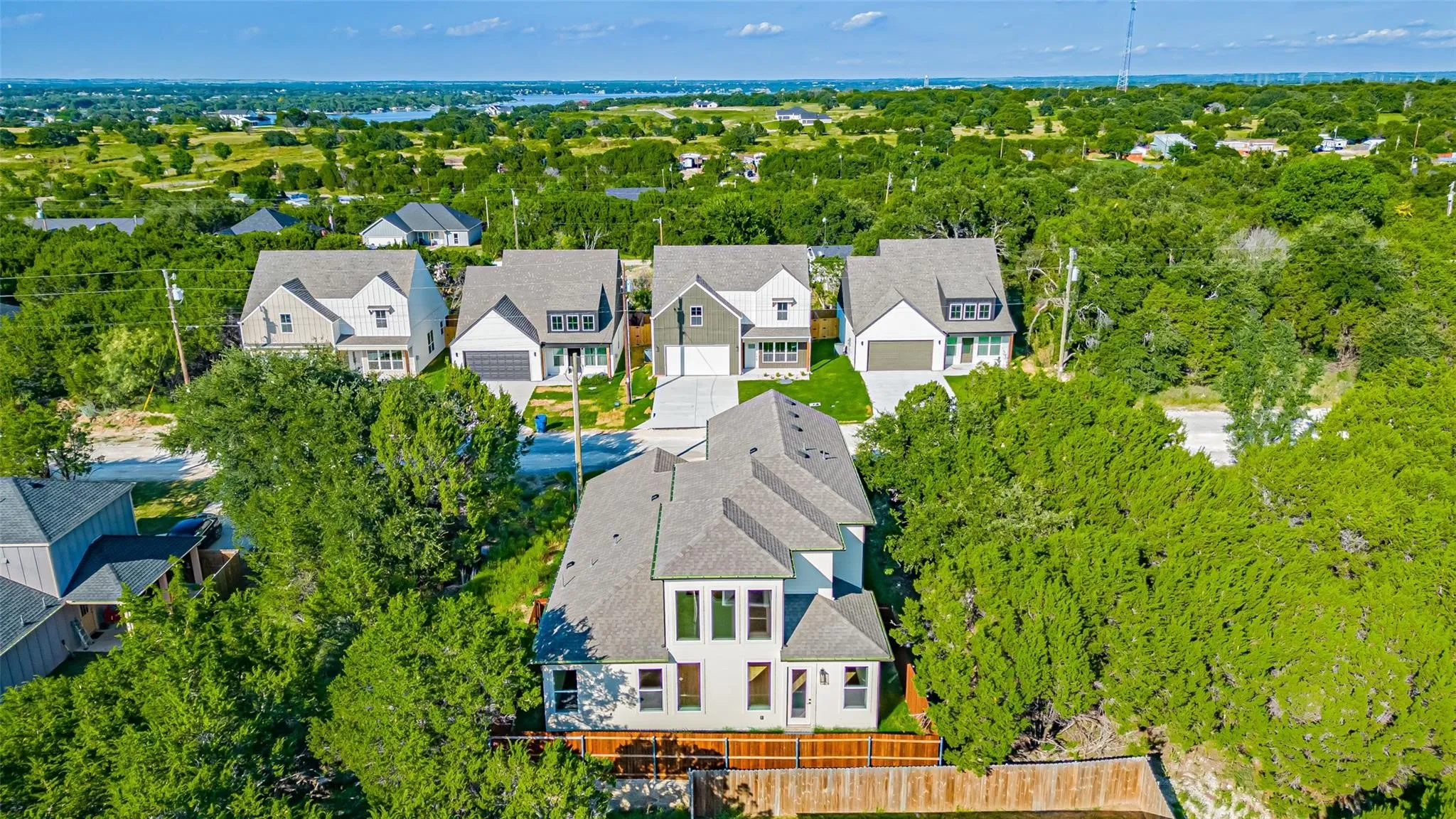 Single Family Residence For Sale in Hood County , 5702 Barkridge Drive, Granbury, Texas 76048, 4 Bedroom, 3 Bathroom, 2 Garage spaces, 2,228 Sqft, built in 2025, mls#21363990, Real Estate Agent in Granbury, Homes For Sale in Hood county, Homes For Sale in Granbury, Realtor in Granbury Texas, Real Estate Brokerage Independent Realty Texas, Luminita Cordes Realtor