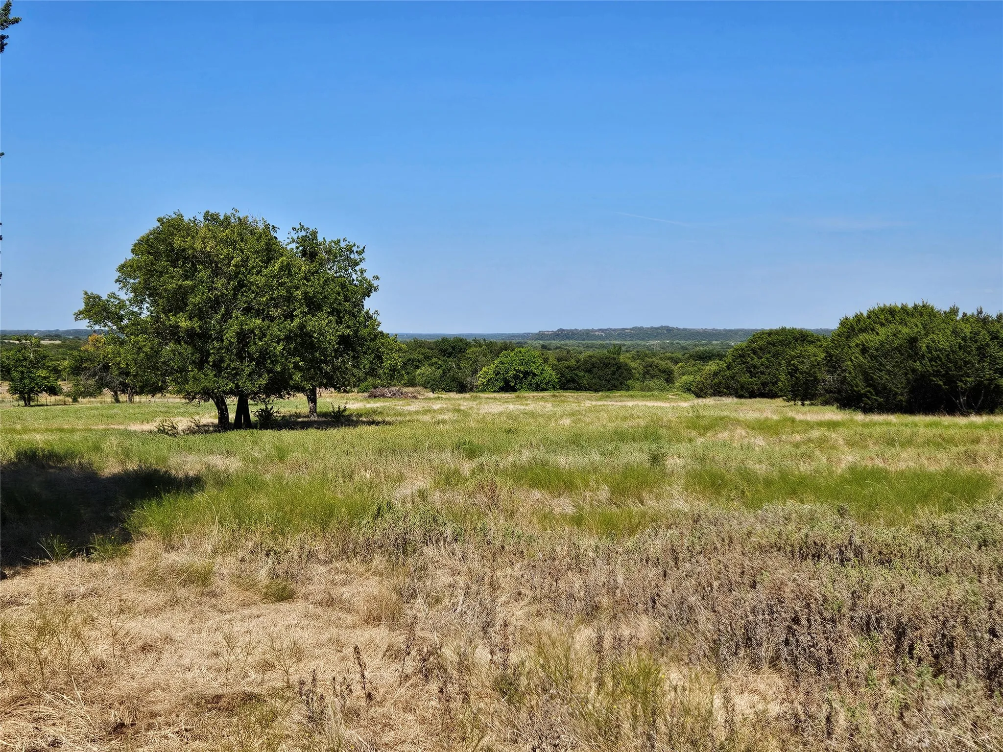 Single Family Residence For Sale in Bosque County , 15771 Fm 56, Kopperl, Texas 76652, 1 Bedroom, 1 Bathroom, Garage spaces, 780 Sqft, built in 2016, mls#21363526, Real Estate Agent in Kopperl, Homes For Sale in Bosque county, Homes For Sale in Kopperl, Realtor in Kopperl Texas, Real Estate Brokerage Independent Realty Texas, Luminita Cordes Realtor
