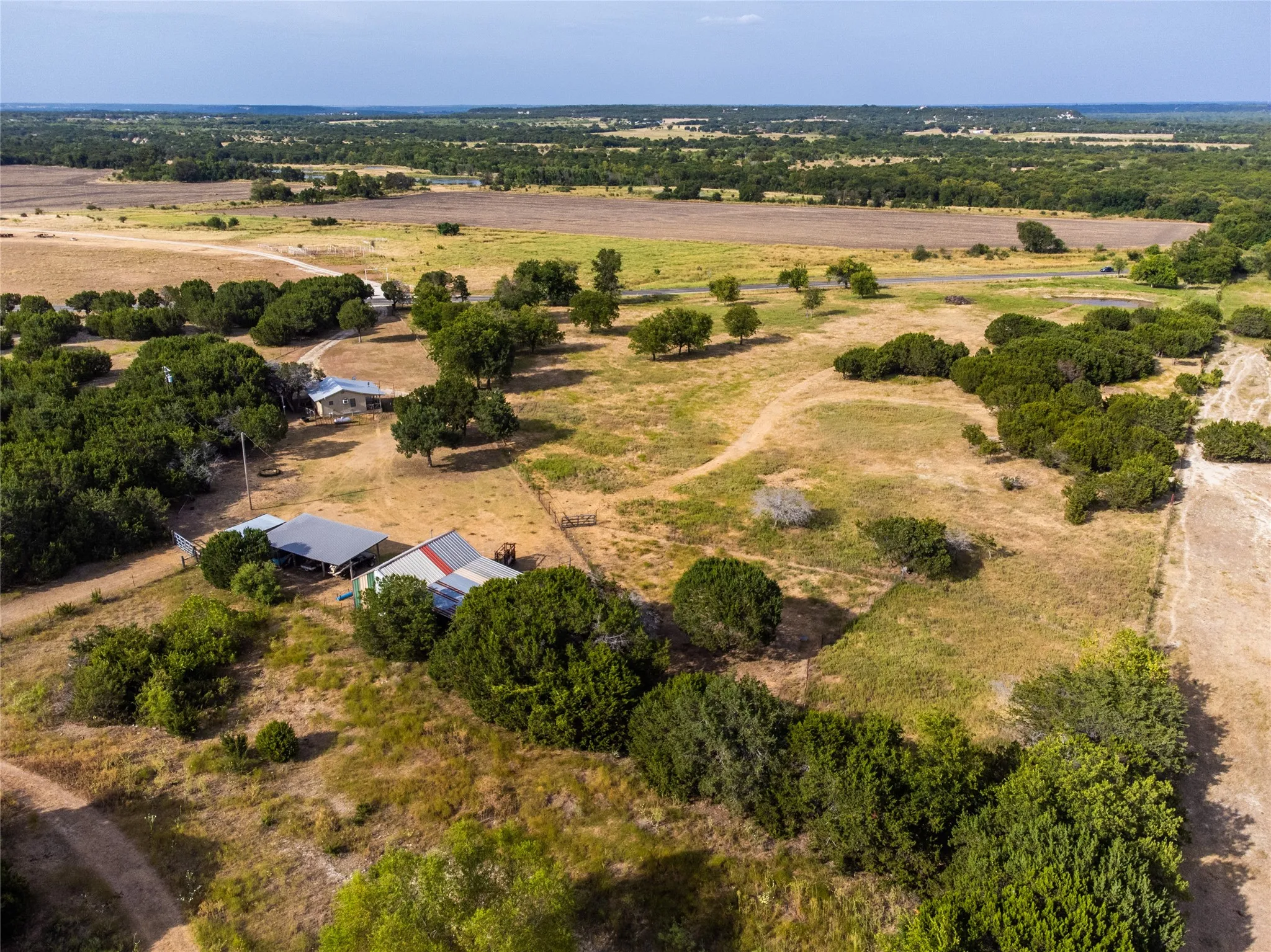 Single Family Residence For Sale in Bosque County , 15771 Fm 56, Kopperl, Texas 76652, 1 Bedroom, 1 Bathroom, Garage spaces, 780 Sqft, built in 2016, mls#21363526, Real Estate Agent in Kopperl, Homes For Sale in Bosque county, Homes For Sale in Kopperl, Realtor in Kopperl Texas, Real Estate Brokerage Independent Realty Texas, Luminita Cordes Realtor