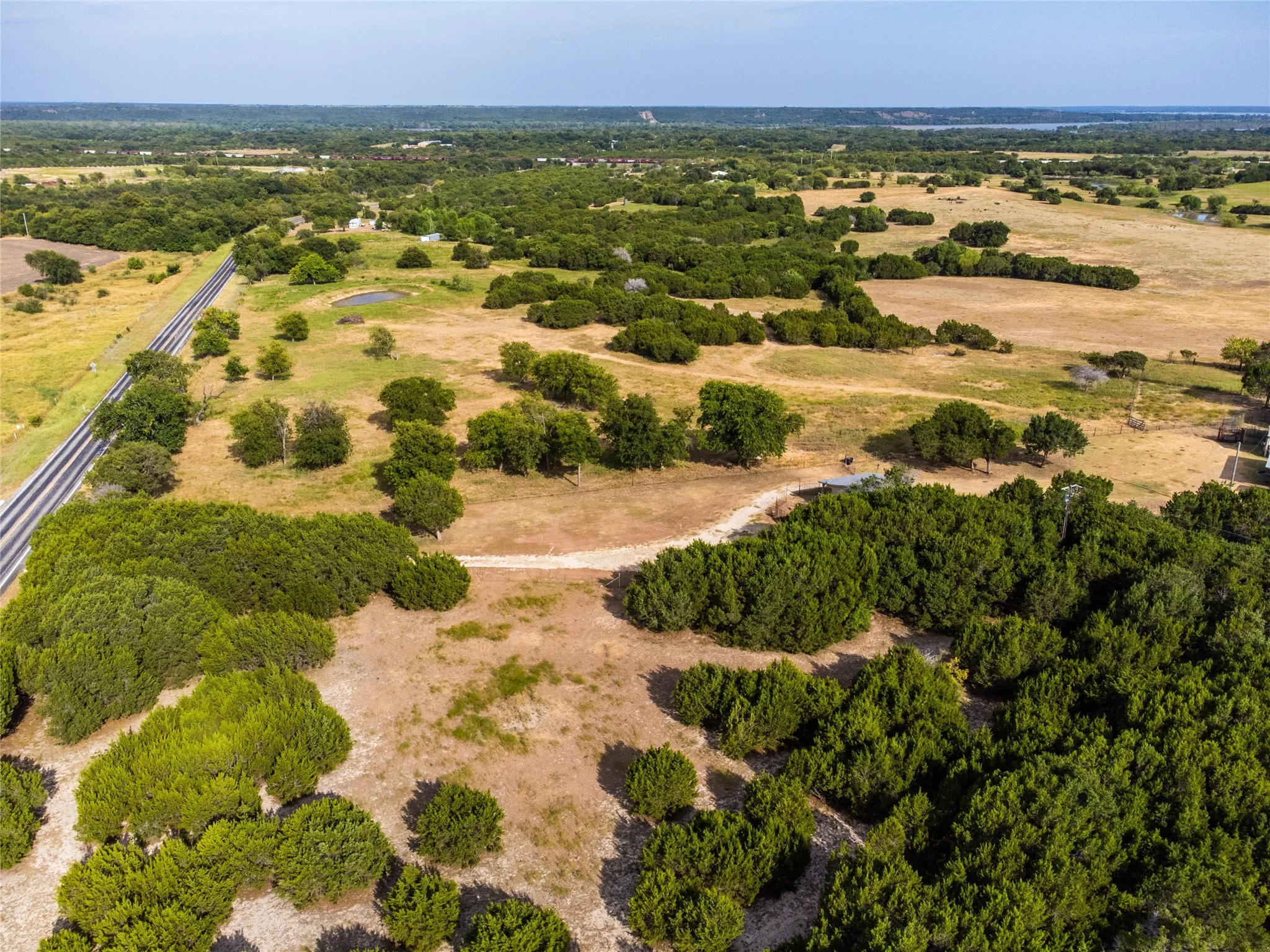 Single Family Residence For Sale in Bosque County , 15771 Fm 56, Kopperl, Texas 76652, 1 Bedroom, 1 Bathroom, Garage spaces, 780 Sqft, built in 2016, mls#21363526, Real Estate Agent in Kopperl, Homes For Sale in Bosque county, Homes For Sale in Kopperl, Realtor in Kopperl Texas, Real Estate Brokerage Independent Realty Texas, Luminita Cordes Realtor