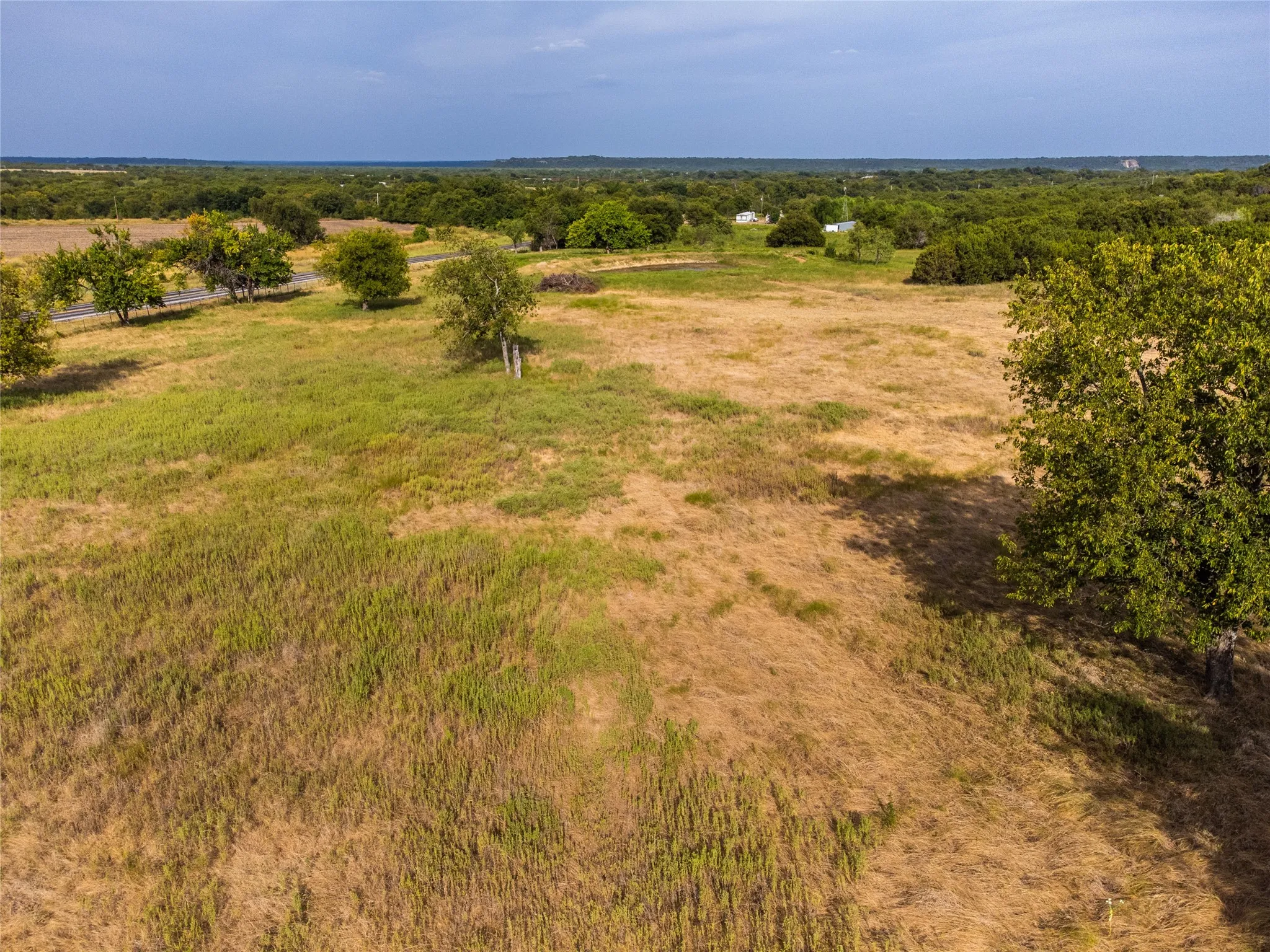 Single Family Residence For Sale in Bosque County , 15771 Fm 56, Kopperl, Texas 76652, 1 Bedroom, 1 Bathroom, Garage spaces, 780 Sqft, built in 2016, mls#21363526, Real Estate Agent in Kopperl, Homes For Sale in Bosque county, Homes For Sale in Kopperl, Realtor in Kopperl Texas, Real Estate Brokerage Independent Realty Texas, Luminita Cordes Realtor