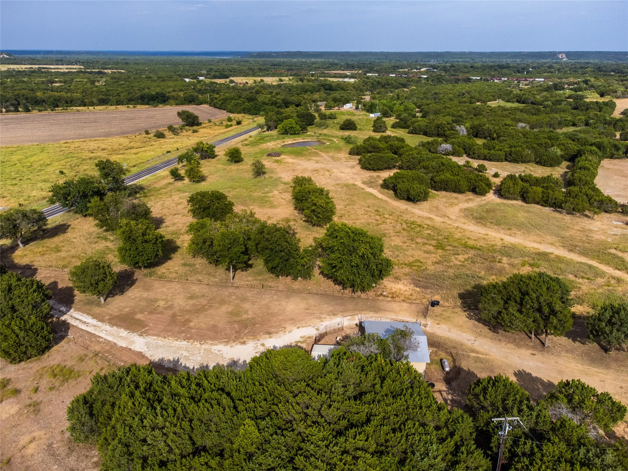 Single Family Residence For Sale in Bosque County , 15771 Fm 56, Kopperl, Texas 76652, 1 Bedroom, 1 Bathroom, Garage spaces, 780 Sqft, built in 2016, mls#21363526, Real Estate Agent in Kopperl, Homes For Sale in Bosque county, Homes For Sale in Kopperl, Realtor in Kopperl Texas, Real Estate Brokerage Independent Realty Texas, Luminita Cordes Realtor