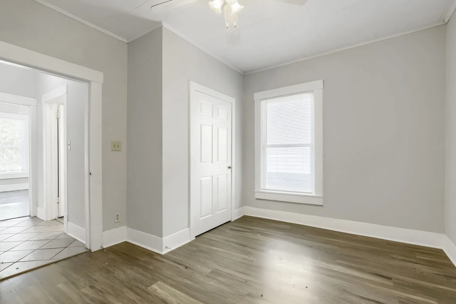 Single Family Residence For Sale in Grayson County , 520 E Day Street, Denison, Texas 75021, 3 Bedroom, 1 Bathroom, Garage spaces, 1,072 Sqft, built in 1920, mls#21363838, Real Estate Agent in Denison, Homes For Sale in Grayson county, Homes For Sale in Denison, Realtor in Denison Texas, Real Estate Brokerage Independent Realty Texas, Luminita Cordes Realtor