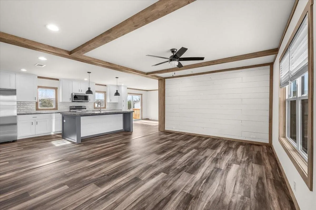 Manufactured Home For Sale in Parker County , 332 Creekview Meadows Drive, Springtown, Texas 76082, 4 Bedroom, 2 Bathroom, Garage spaces, 1,580 Sqft, built in 2026, mls#21364019, Real Estate Agent in Springtown, Homes For Sale in Parker county, Homes For Sale in Springtown, Realtor in Springtown Texas, Real Estate Brokerage Independent Realty Texas, Luminita Cordes Realtor
