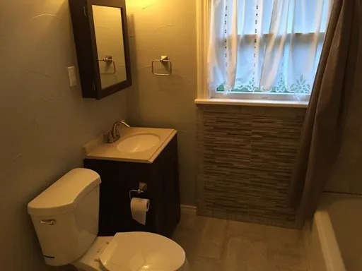 Single Family Residence For Rent in Tarrant County , 3524 W Biddison Street, Fort Worth, Texas 76109, 3 Bedroom, 2 Bathroom, 1 Garage spaces, 1,146 Sqft, built in 1946, Price $2,250, mls#21362655, Real Estate Agent in Fort Worth, Homes For Rent in Tarrant county, Homes For Rent in Fort Worth, Realtor in Fort Worth Texas, Real Estate Brokerage Independent Realty Texas, Luminita Cordes Realtor