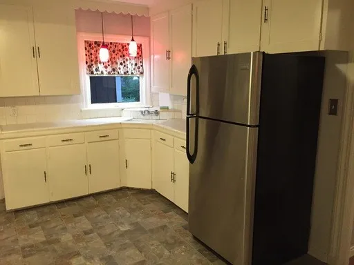 Single Family Residence For Rent in Tarrant County , 3524 W Biddison Street, Fort Worth, Texas 76109, 3 Bedroom, 2 Bathroom, 1 Garage spaces, 1,146 Sqft, built in 1946, Price $2,250, mls#21362655, Real Estate Agent in Fort Worth, Homes For Rent in Tarrant county, Homes For Rent in Fort Worth, Realtor in Fort Worth Texas, Real Estate Brokerage Independent Realty Texas, Luminita Cordes Realtor