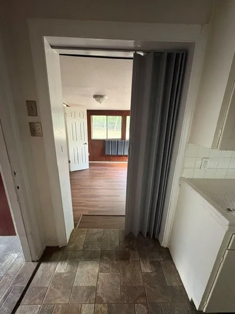 Single Family Residence For Rent in Tarrant County , 3524 W Biddison Street, Fort Worth, Texas 76109, 3 Bedroom, 2 Bathroom, 1 Garage spaces, 1,146 Sqft, built in 1946, Price $2,250, mls#21362655, Real Estate Agent in Fort Worth, Homes For Rent in Tarrant county, Homes For Rent in Fort Worth, Realtor in Fort Worth Texas, Real Estate Brokerage Independent Realty Texas, Luminita Cordes Realtor