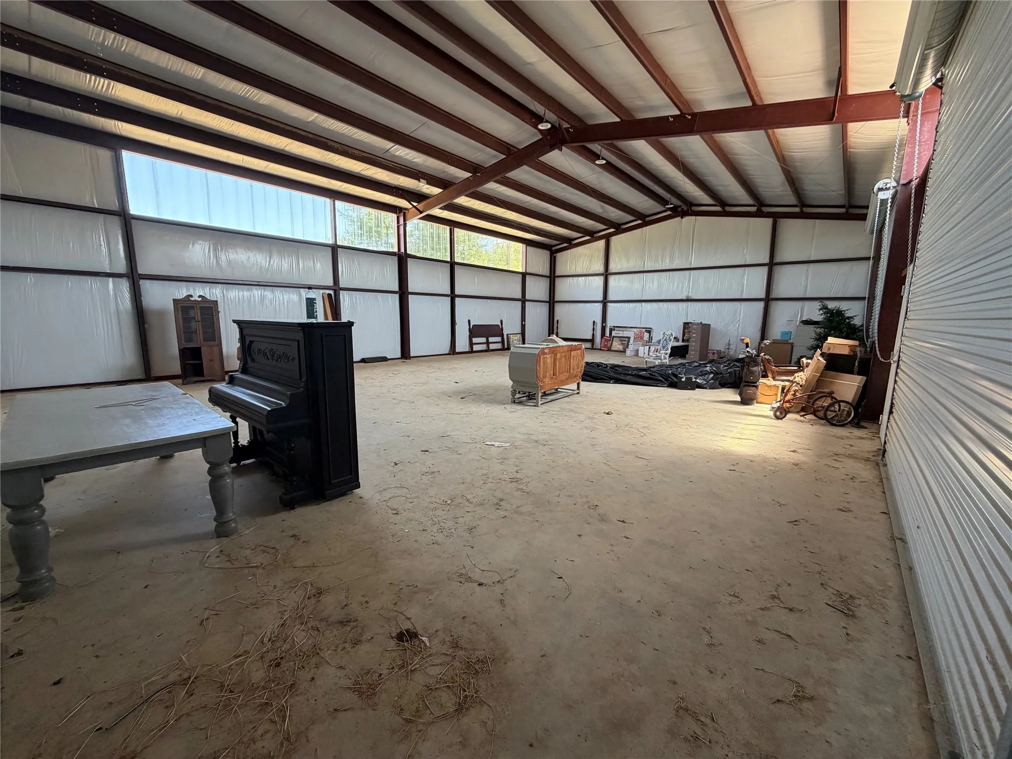 Warehouse For Rent in Hopkins County , 927 Main Street, Sulphur Springs, Texas 75482, 0, 0, Garage spaces, 0 Sqft, built in 2009, Price $2,000, mls#21363729, Real Estate Agent in Sulphur Springs, Homes For Rent in Hopkins county, Homes For Rent in Sulphur Springs, Realtor in Sulphur Springs Texas, Real Estate Brokerage Independent Realty Texas, Luminita Cordes Realtor