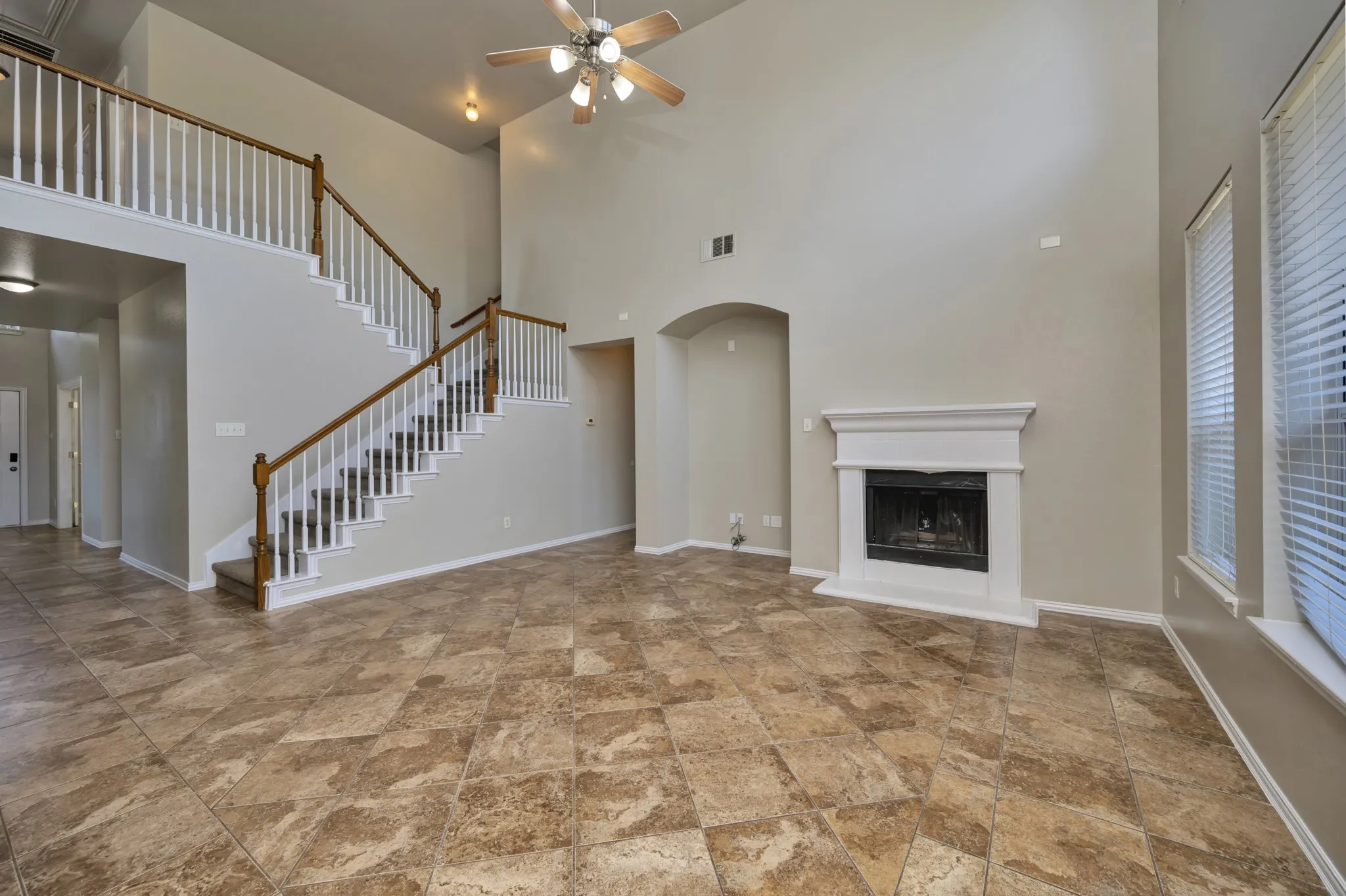 Single Family Residence For Sale in Tarrant County , 844 Sequoia Way, Saginaw, Texas 76131, 4 Bedroom, 3 Bathroom, 2 Garage spaces, 3,179 Sqft, built in 2005, mls#21361945, Real Estate Agent in Saginaw, Homes For Sale in Tarrant county, Homes For Sale in Saginaw, Realtor in Saginaw Texas, Real Estate Brokerage Independent Realty Texas, Luminita Cordes Realtor