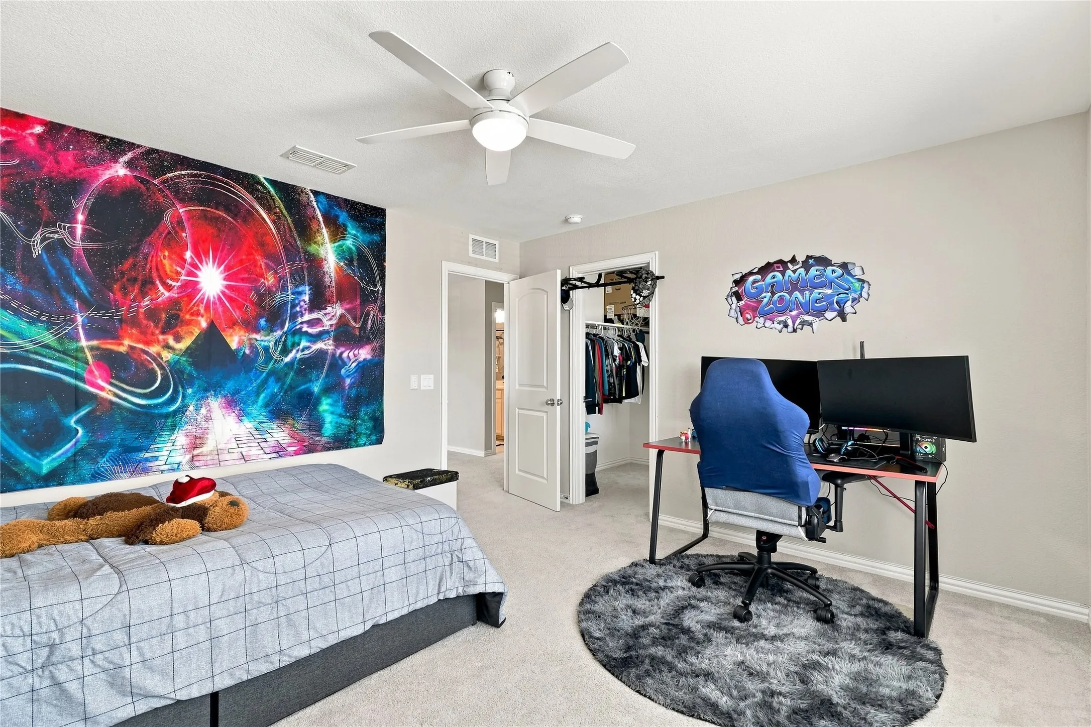 Single Family Residence For Sale in Rockwall County , 703 Liner Lane, Fate, Texas 75087, 5 Bedroom, 3 Bathroom, 2 Garage spaces, 3,111 Sqft, built in 2020, mls#21363425, Real Estate Agent in Fate, Homes For Sale in Rockwall county, Homes For Sale in Fate, Realtor in Fate Texas, Real Estate Brokerage Independent Realty Texas, Luminita Cordes Realtor