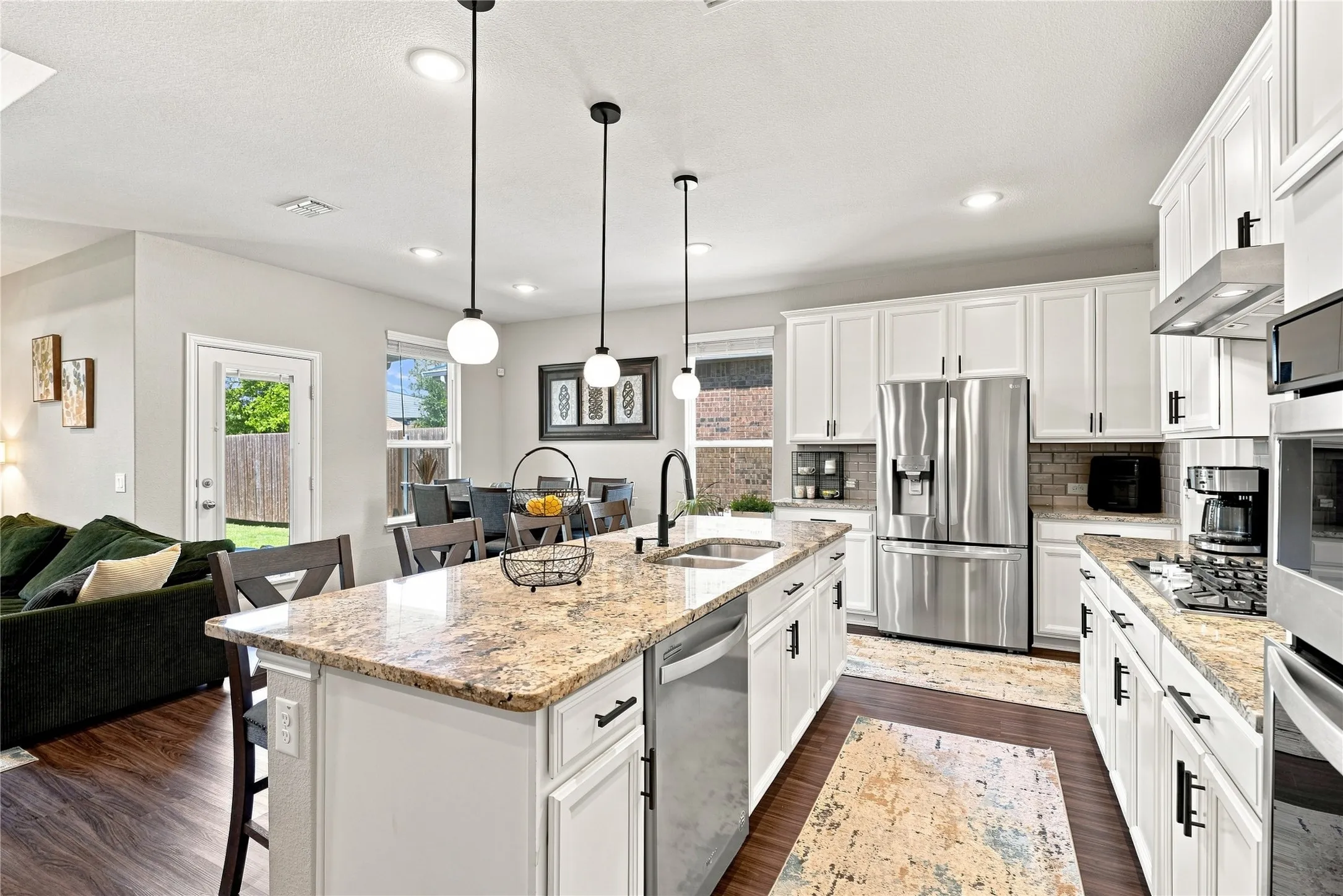 Single Family Residence For Sale in Rockwall County , 703 Liner Lane, Fate, Texas 75087, 5 Bedroom, 3 Bathroom, 2 Garage spaces, 3,111 Sqft, built in 2020, mls#21363425, Real Estate Agent in Fate, Homes For Sale in Rockwall county, Homes For Sale in Fate, Realtor in Fate Texas, Real Estate Brokerage Independent Realty Texas, Luminita Cordes Realtor