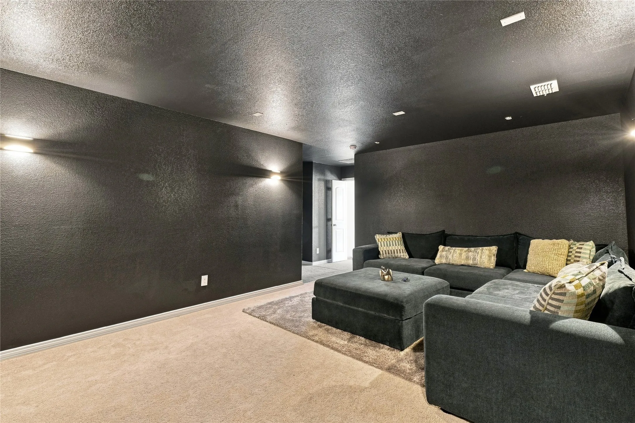 Single Family Residence For Sale in Rockwall County , 703 Liner Lane, Fate, Texas 75087, 5 Bedroom, 3 Bathroom, 2 Garage spaces, 3,111 Sqft, built in 2020, mls#21363425, Real Estate Agent in Fate, Homes For Sale in Rockwall county, Homes For Sale in Fate, Realtor in Fate Texas, Real Estate Brokerage Independent Realty Texas, Luminita Cordes Realtor
