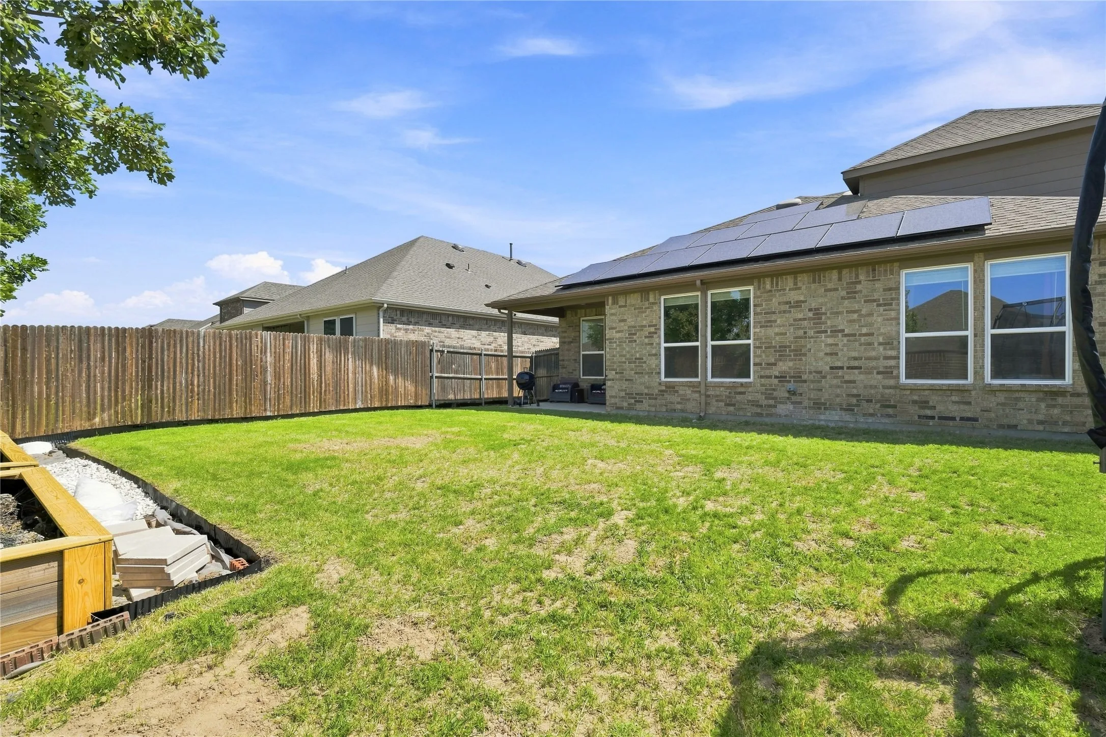 Single Family Residence For Sale in Rockwall County , 703 Liner Lane, Fate, Texas 75087, 5 Bedroom, 3 Bathroom, 2 Garage spaces, 3,111 Sqft, built in 2020, mls#21363425, Real Estate Agent in Fate, Homes For Sale in Rockwall county, Homes For Sale in Fate, Realtor in Fate Texas, Real Estate Brokerage Independent Realty Texas, Luminita Cordes Realtor