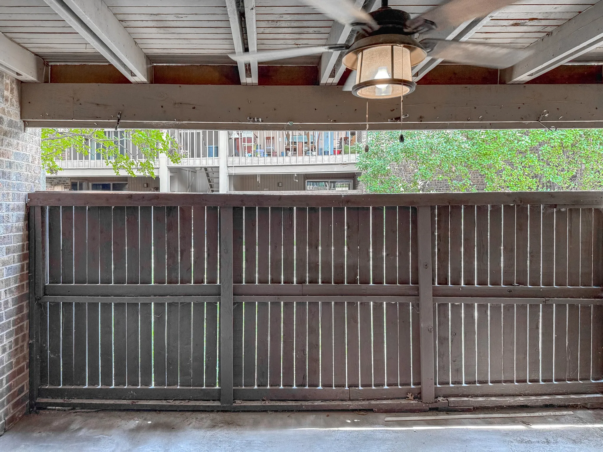 Single Family Residence For Sale in Dallas County , 5138 Amesbury Drive 110, Dallas, Texas 75206, 2 Bedroom, 2 Bathroom, Garage spaces, 1,008 Sqft, built in 1970, Price $220,000, mls#21357250, Real Estate Agent in Dallas, Homes For Sale in Dallas county, Homes For Sale in Dallas, Realtor in Dallas Texas, Real Estate Brokerage Independent Realty Texas, Luminita Cordes Realtor