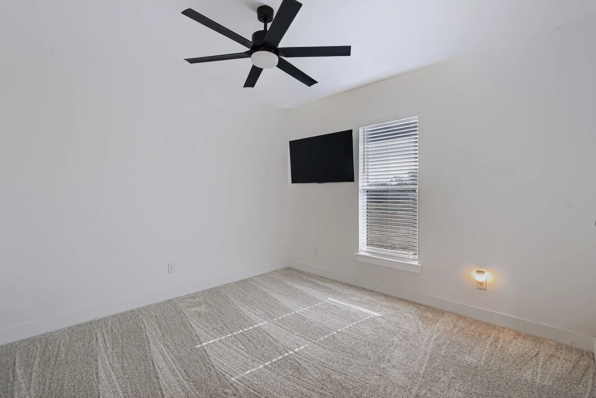 Single Family Residence For Sale in Parker County , 1047 Pioneer Crossing, Weatherford, Texas 76088, 4 Bedroom, 3 Bathroom, 2 Garage spaces, 2,736 Sqft, built in 2026, mls#21363809, Real Estate Agent in Weatherford, Homes For Sale in Parker county, Homes For Sale in Weatherford, Realtor in Weatherford Texas, Real Estate Brokerage Independent Realty Texas, Luminita Cordes Realtor