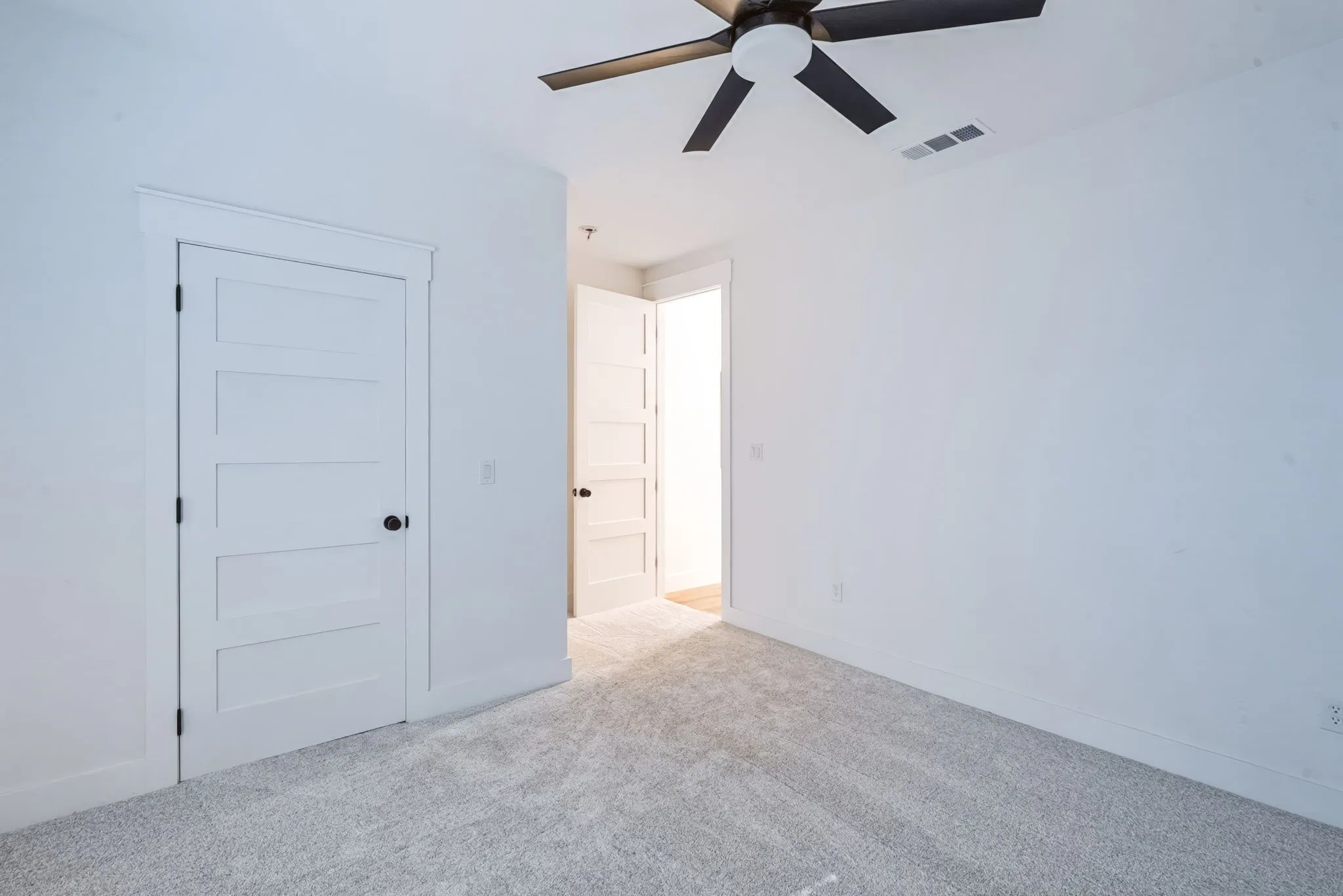 Single Family Residence For Sale in Parker County , 1047 Pioneer Crossing, Weatherford, Texas 76088, 4 Bedroom, 3 Bathroom, 2 Garage spaces, 2,736 Sqft, built in 2026, mls#21363809, Real Estate Agent in Weatherford, Homes For Sale in Parker county, Homes For Sale in Weatherford, Realtor in Weatherford Texas, Real Estate Brokerage Independent Realty Texas, Luminita Cordes Realtor