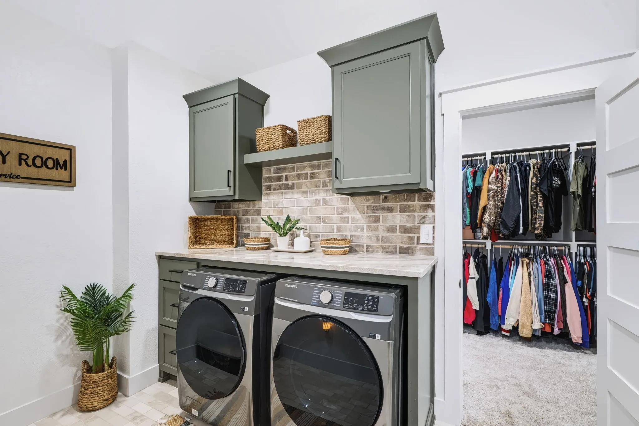 Single Family Residence For Sale in Parker County , 1047 Pioneer Crossing, Weatherford, Texas 76088, 4 Bedroom, 3 Bathroom, 2 Garage spaces, 2,736 Sqft, built in 2026, mls#21363809, Real Estate Agent in Weatherford, Homes For Sale in Parker county, Homes For Sale in Weatherford, Realtor in Weatherford Texas, Real Estate Brokerage Independent Realty Texas, Luminita Cordes Realtor