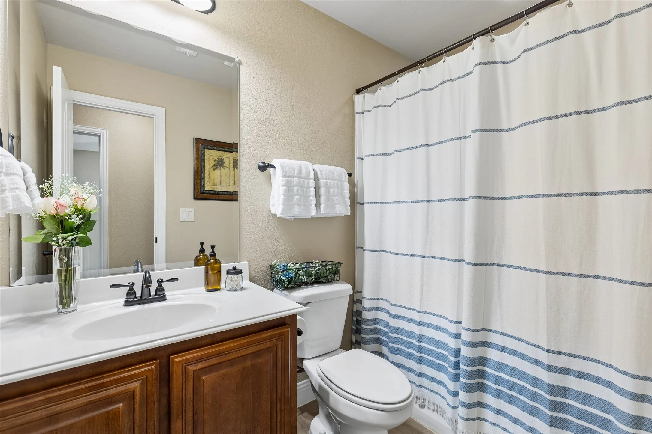Single Family Residence For Sale in Collin County , 909 Calder Court, Anna, Texas 75409, 4 Bedroom, 3 Bathroom, 2 Garage spaces, 2,456 Sqft, built in 2013, mls#21361599, Real Estate Agent in Anna, Homes For Sale in Collin county, Homes For Sale in Anna, Realtor in Anna Texas, Real Estate Brokerage Independent Realty Texas, Luminita Cordes Realtor