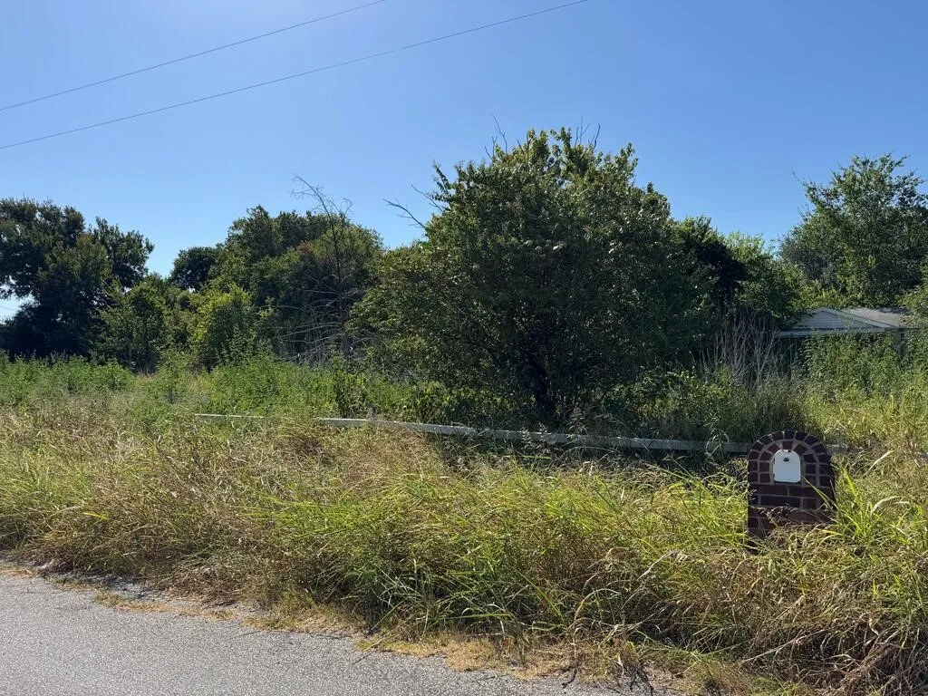 Mobile Home For Sale in Ellis County , 134 Shelby Circle, Red Oak, Texas 75154, 3 Bedroom, 2 Bathroom, Garage spaces, 1,820 Sqft, built in 1991, mls#21364084, Real Estate Agent in Red Oak, Homes For Sale in Ellis county, Homes For Sale in Red Oak, Realtor in Red Oak Texas, Real Estate Brokerage Independent Realty Texas, Luminita Cordes Realtor