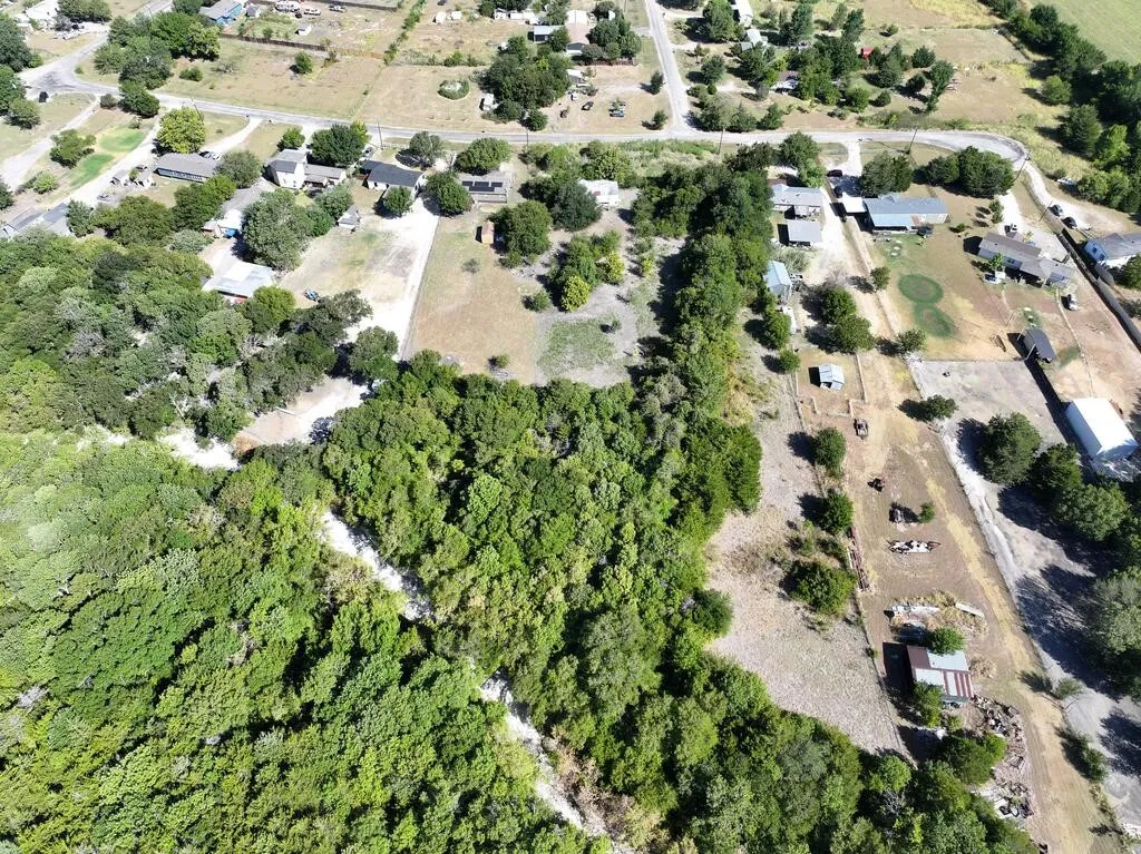 Mobile Home For Sale in Ellis County , 134 Shelby Circle, Red Oak, Texas 75154, 3 Bedroom, 2 Bathroom, Garage spaces, 1,820 Sqft, built in 1991, mls#21364084, Real Estate Agent in Red Oak, Homes For Sale in Ellis county, Homes For Sale in Red Oak, Realtor in Red Oak Texas, Real Estate Brokerage Independent Realty Texas, Luminita Cordes Realtor