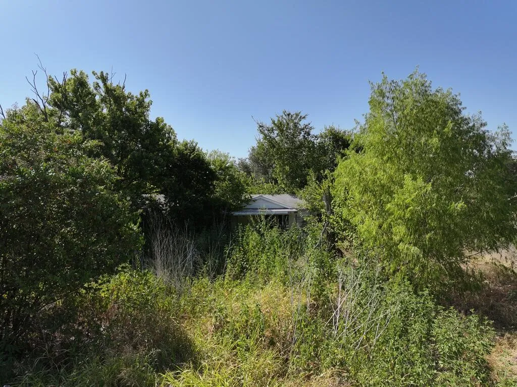Mobile Home For Sale in Ellis County , 134 Shelby Circle, Red Oak, Texas 75154, 3 Bedroom, 2 Bathroom, Garage spaces, 1,820 Sqft, built in 1991, mls#21364084, Real Estate Agent in Red Oak, Homes For Sale in Ellis county, Homes For Sale in Red Oak, Realtor in Red Oak Texas, Real Estate Brokerage Independent Realty Texas, Luminita Cordes Realtor