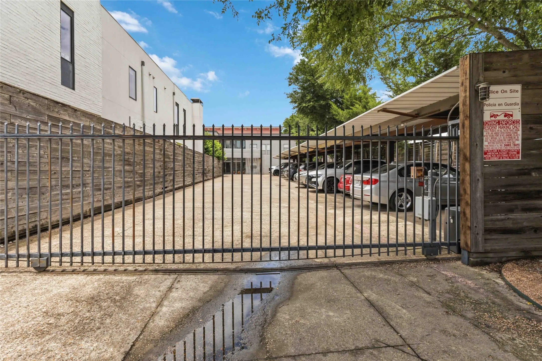 Condominium For Rent in Dallas County , 5111 Manett Street 207, Dallas, Texas 75206, 1 Bedroom, 1 Bathroom, Garage spaces, 728 Sqft, built in 2001, mls#21364098, Real Estate Agent in Dallas, Homes For Rent in Dallas county, Homes For Rent in Dallas, Realtor in Dallas Texas, Real Estate Brokerage Independent Realty Texas, Luminita Cordes Realtor