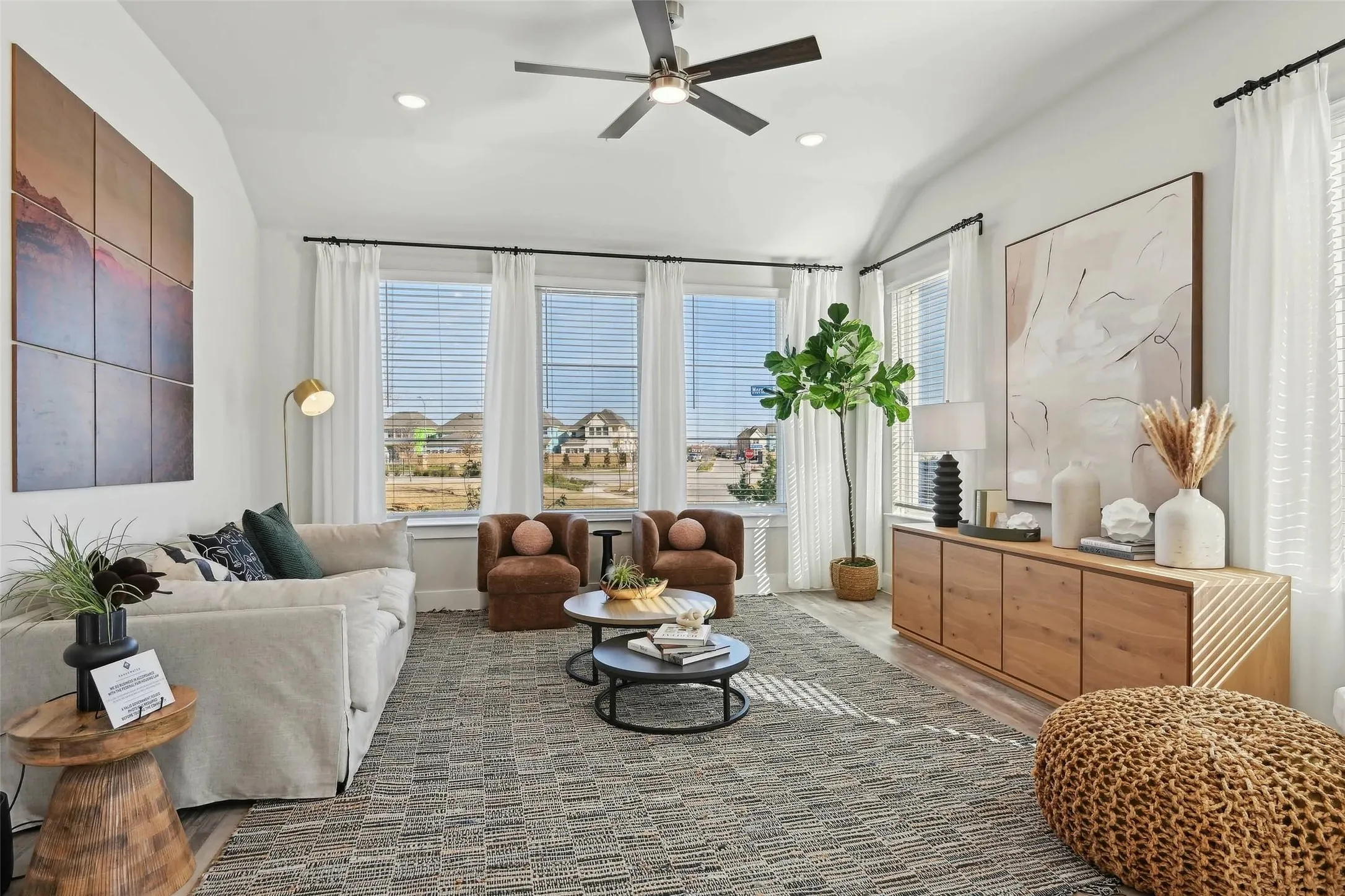 Townhouse For Rent in Tarrant County , 3166 Morning Bloom Trail, Arlington, Texas 76005, 2 Bedroom, 2 Bathroom, 2 Garage spaces, 1,531 Sqft, built in 2023, mls#21357894, Real Estate Agent in Arlington, Homes For Rent in Tarrant county, Homes For Rent in Arlington, Realtor in Arlington Texas, Real Estate Brokerage Independent Realty Texas, Luminita Cordes Realtor