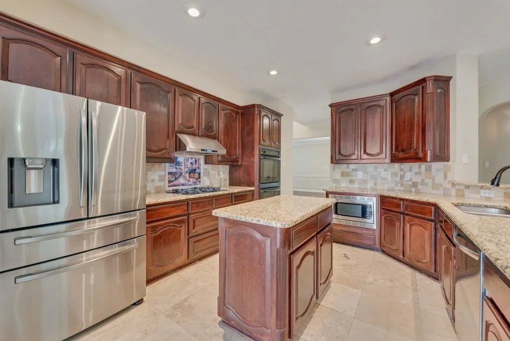 Single Family Residence For Sale in Denton County , 3229 Loyola Drive, Flower Mound, Texas 75022, 4 Bedroom, 3 Bathroom, 3 Garage spaces, 3,294 Sqft, built in 2000, mls#21364114, Real Estate Agent in Flower Mound, Homes For Sale in Denton county, Homes For Sale in Flower Mound, Realtor in Flower Mound Texas, Real Estate Brokerage Independent Realty Texas, Luminita Cordes Realtor