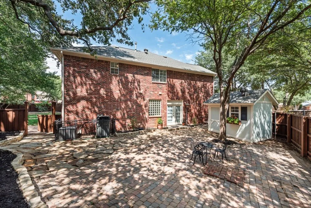 Single Family Residence For Sale in Denton County , 3229 Loyola Drive, Flower Mound, Texas 75022, 4 Bedroom, 3 Bathroom, 3 Garage spaces, 3,294 Sqft, built in 2000, mls#21364114, Real Estate Agent in Flower Mound, Homes For Sale in Denton county, Homes For Sale in Flower Mound, Realtor in Flower Mound Texas, Real Estate Brokerage Independent Realty Texas, Luminita Cordes Realtor